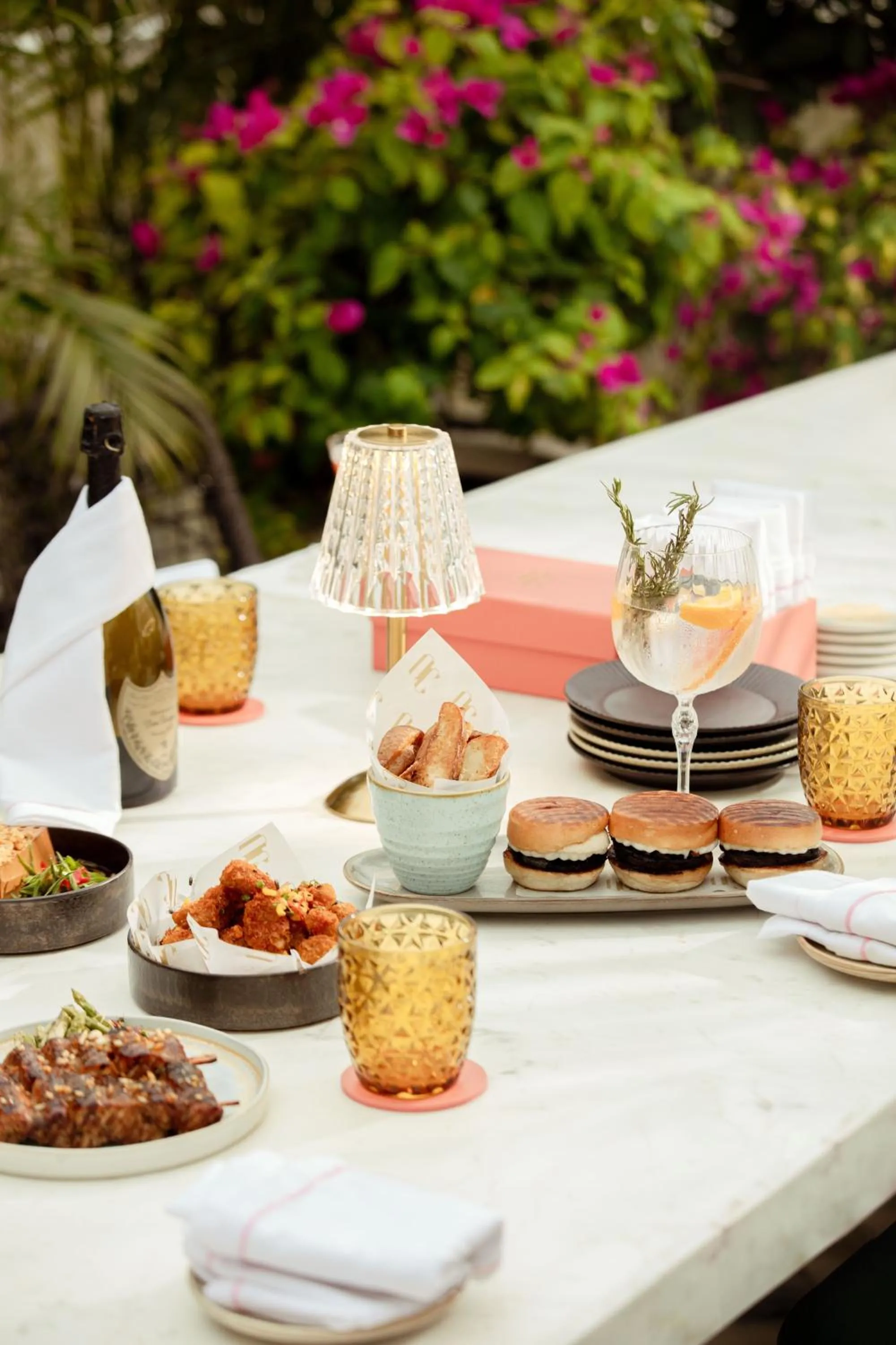 Restaurant/places to eat in Hyatt Regency Jaipur Mansarovar