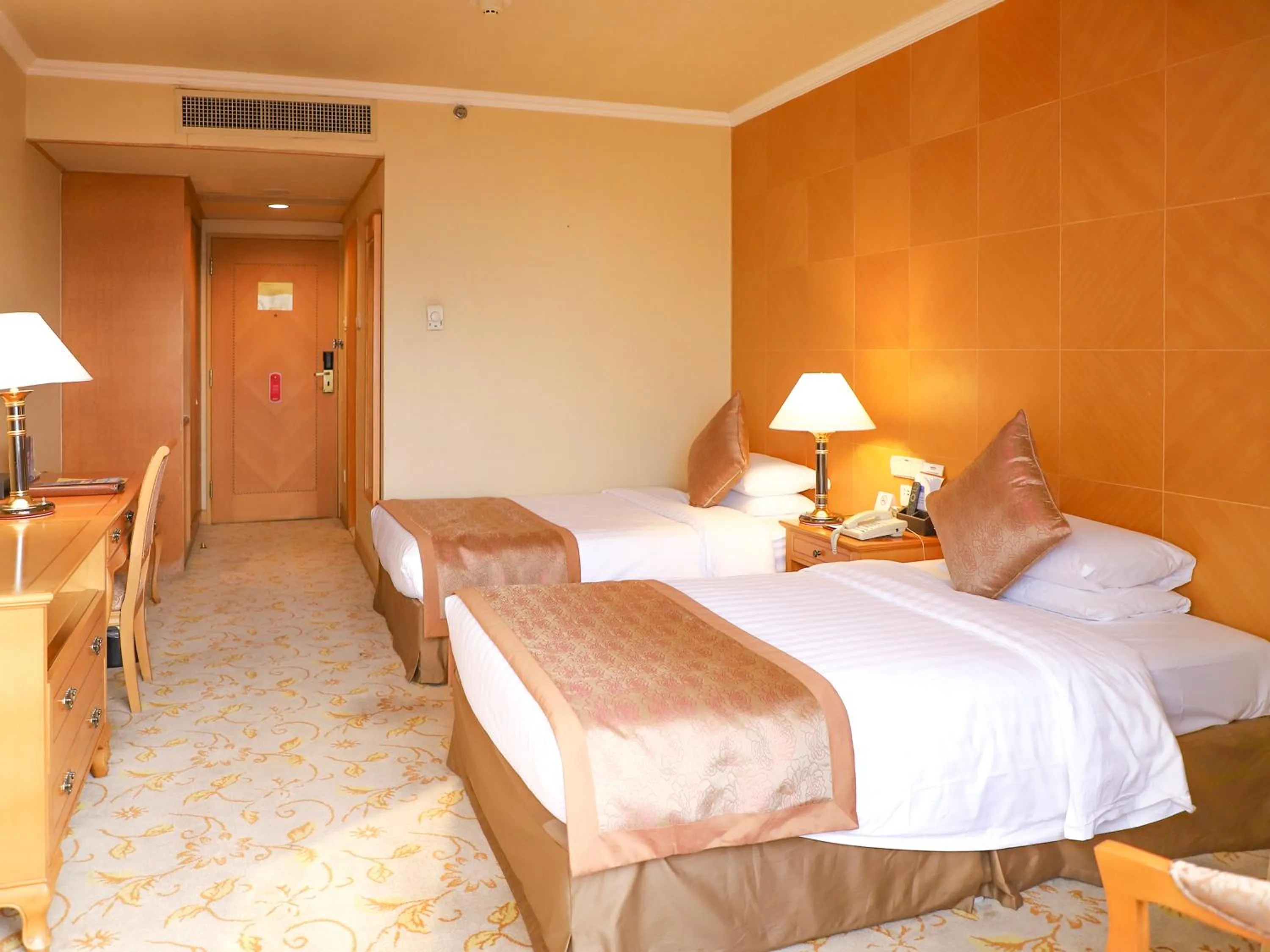 Bed in Beijing New Century Hotel