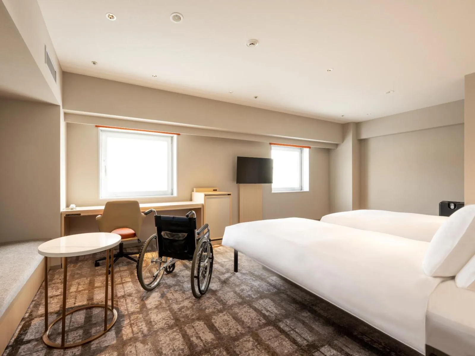 Bed in ANA Crowne Plaza Akita by IHG