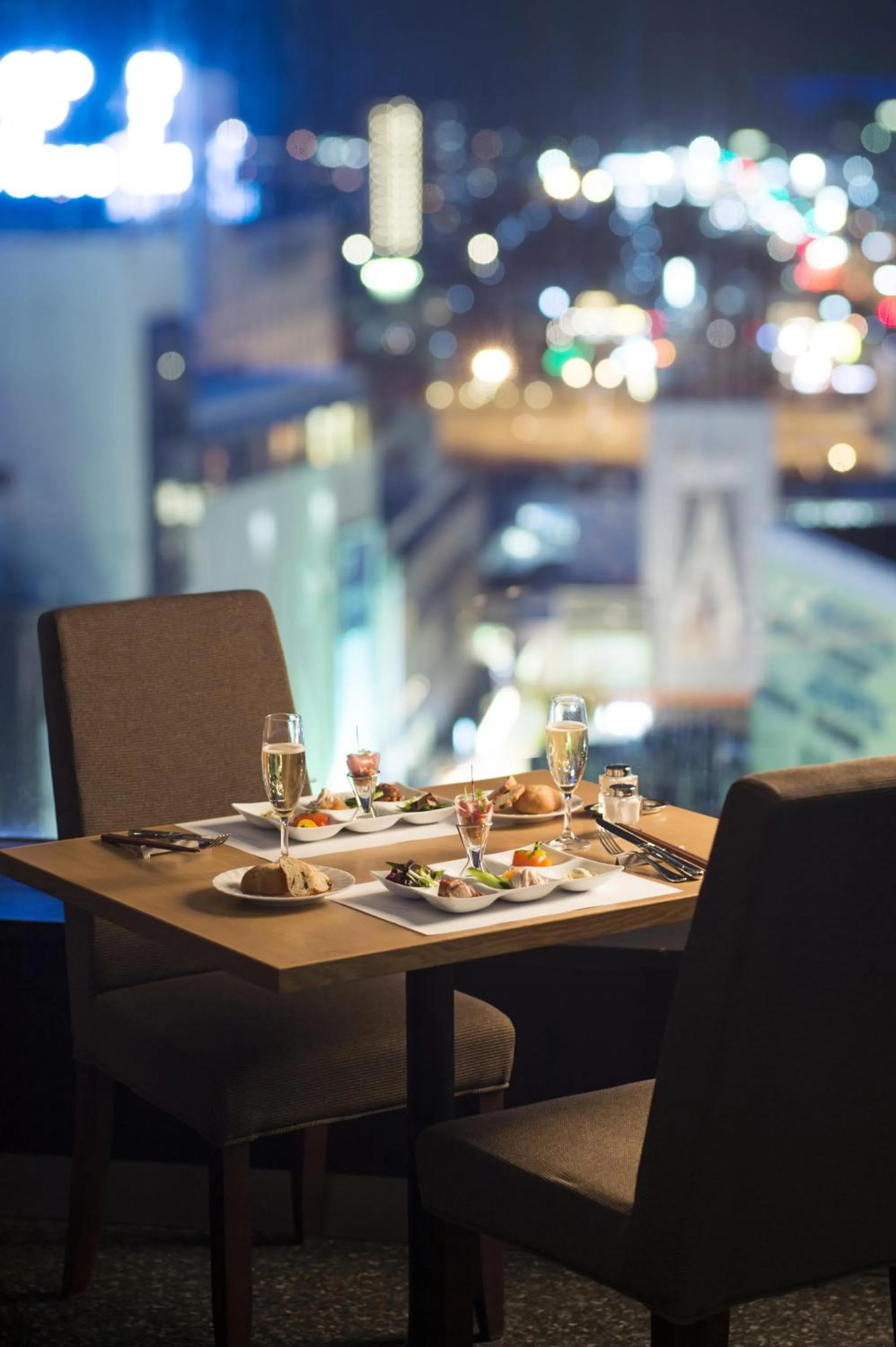 Restaurant/places to eat in ANA Crowne Plaza Akita by IHG