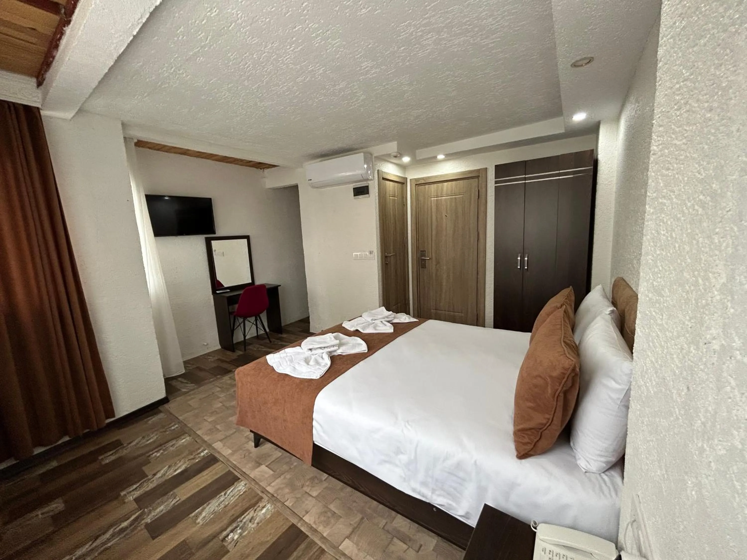 Bed in HOTEL GLOBAL 2022