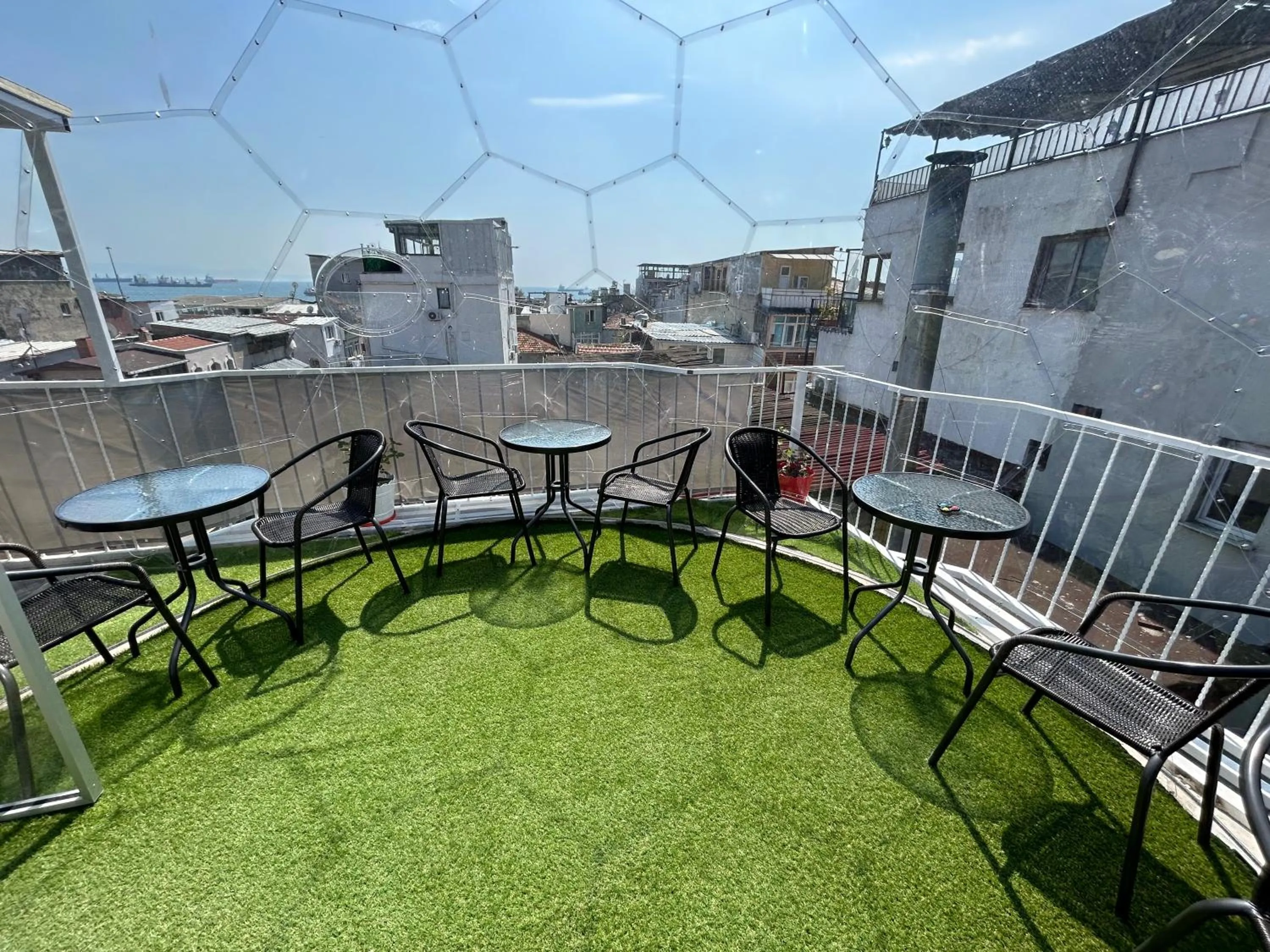 Patio in HOTEL GLOBAL 2022