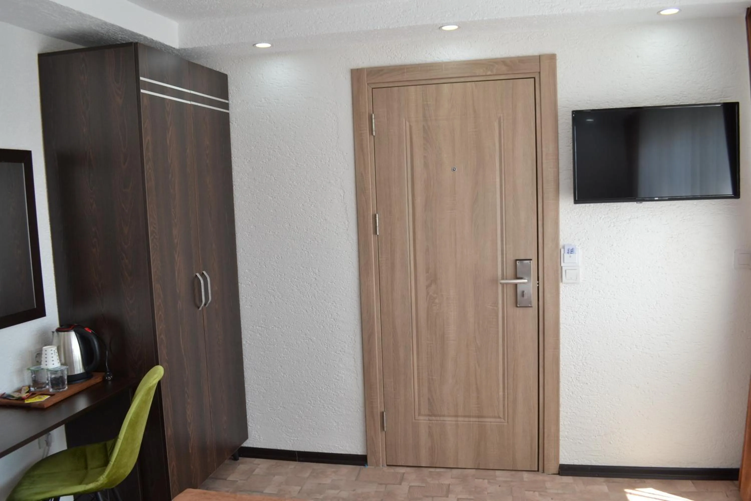 TV and multimedia in HOTEL GLOBAL 2022