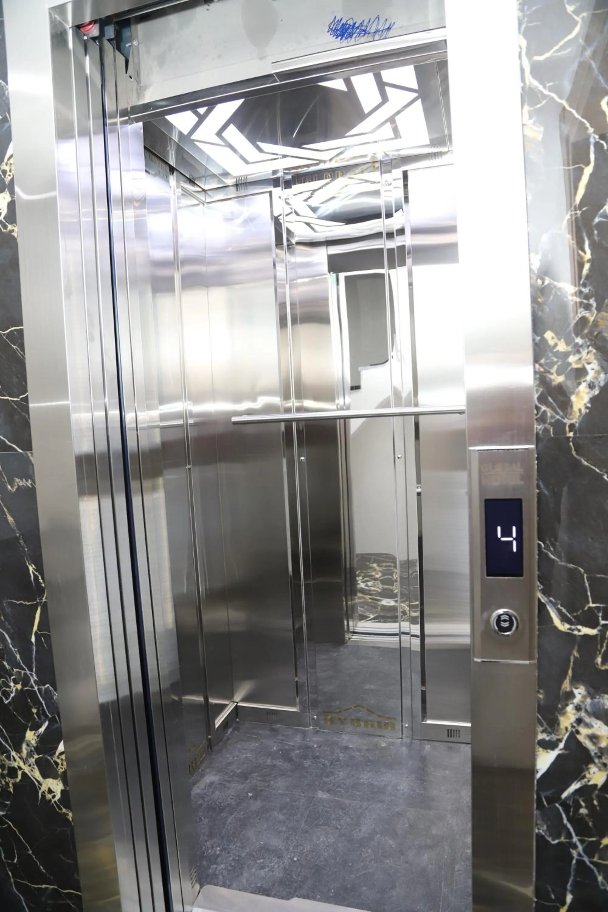 On site in HOTEL GLOBAL 2022