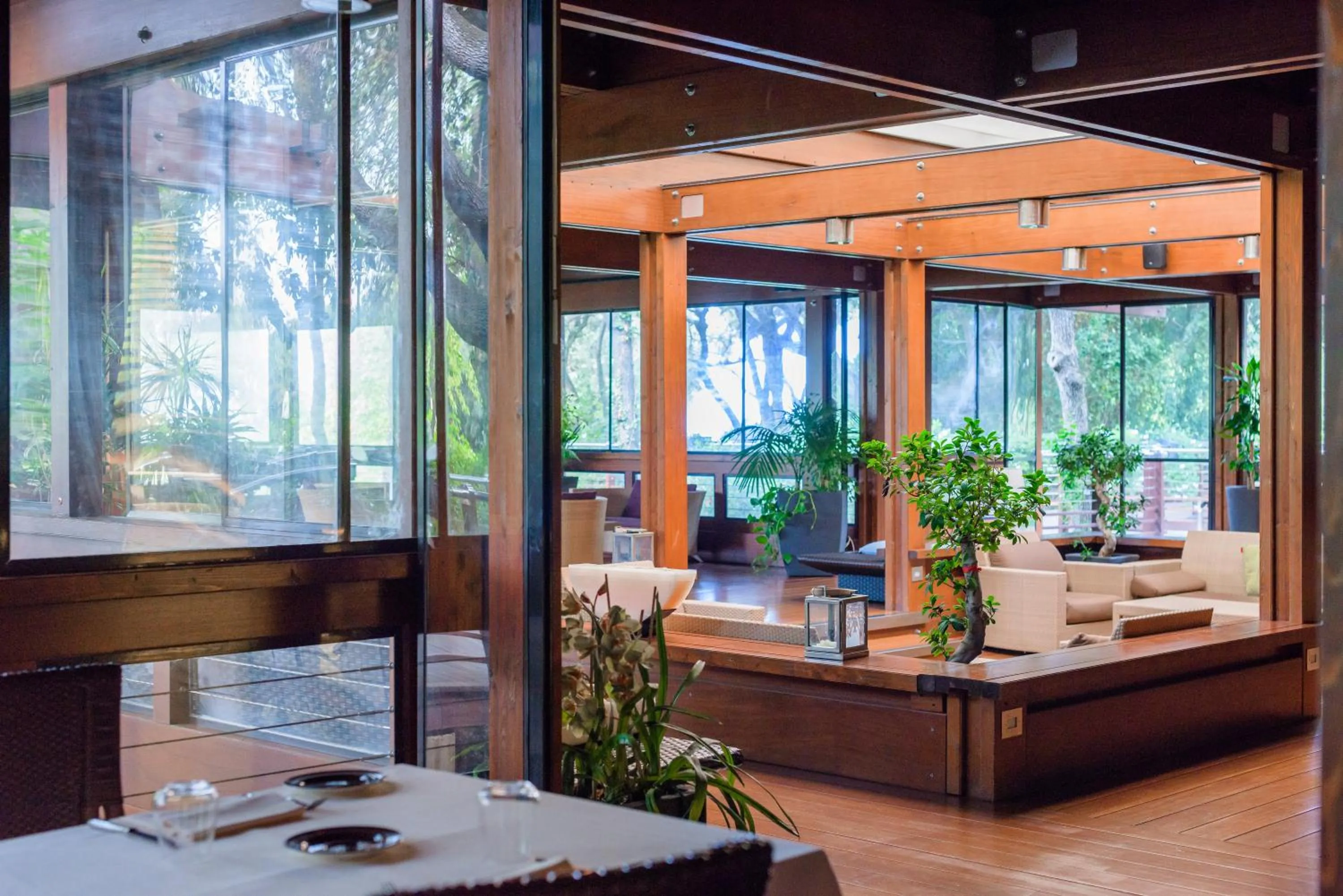 Restaurant/places to eat in Mariva Dune Suites