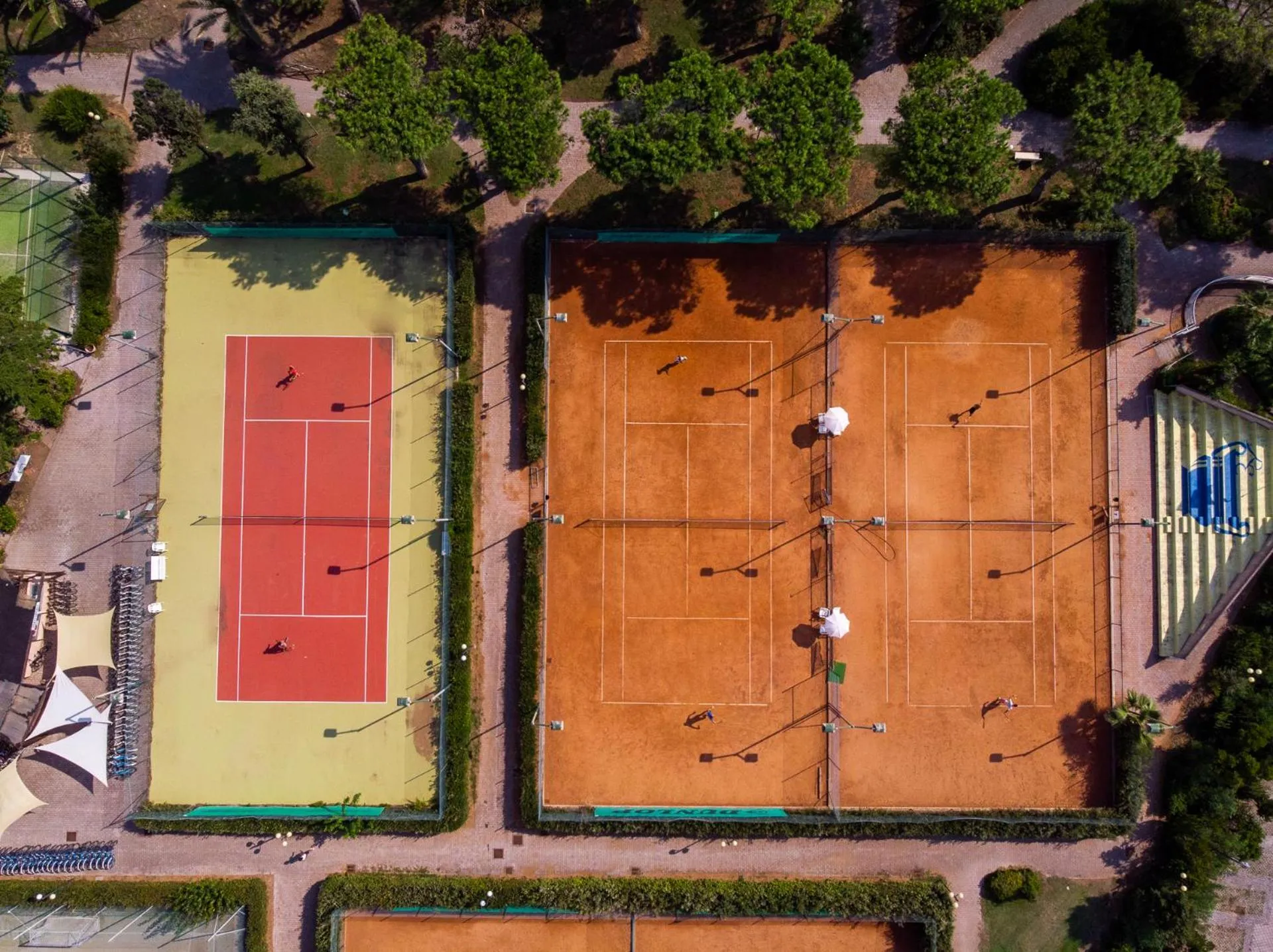 Tennis court in Mariva Dune Suites