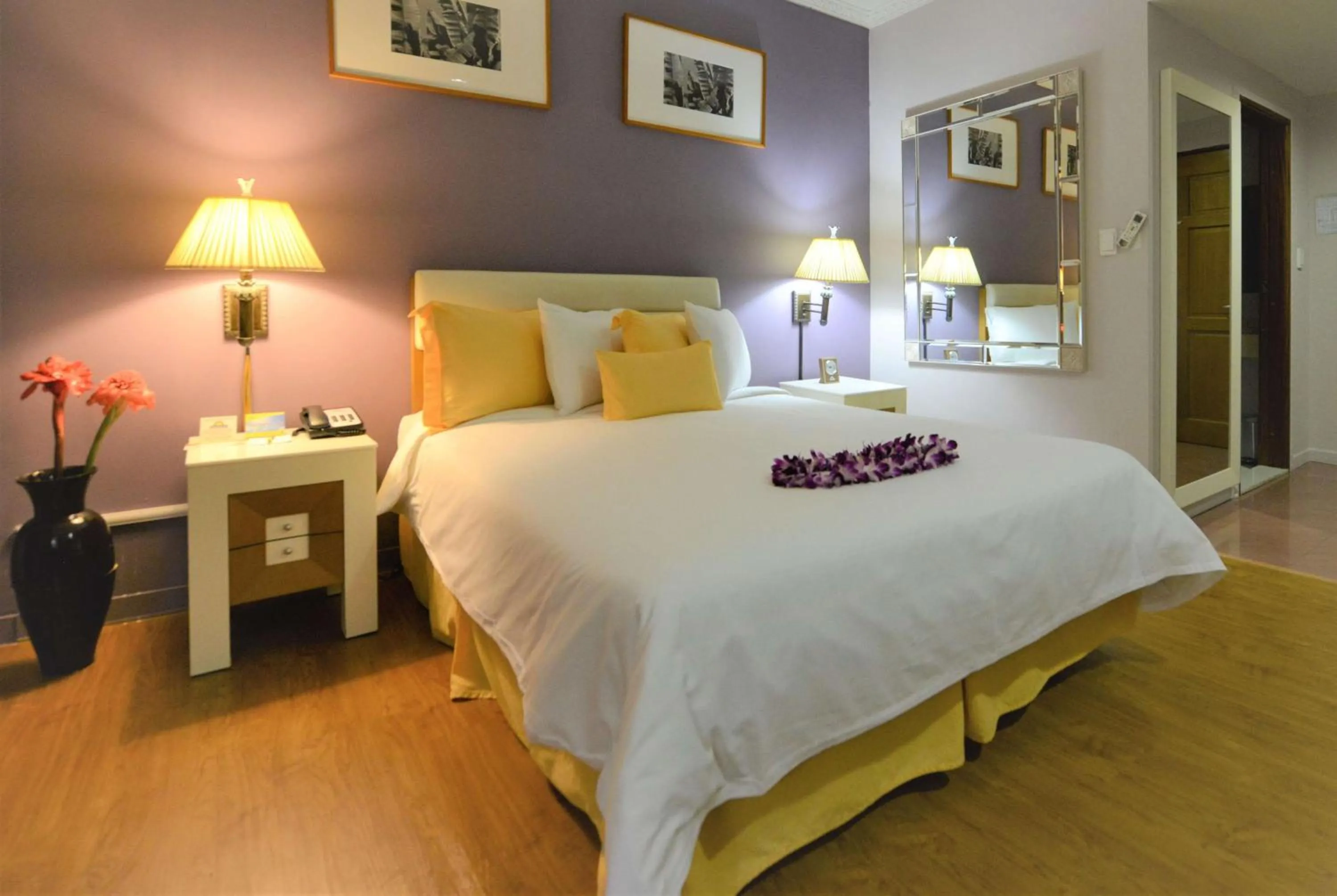 Photo of the whole room, Bed in Days Inn Guam - Tamuning