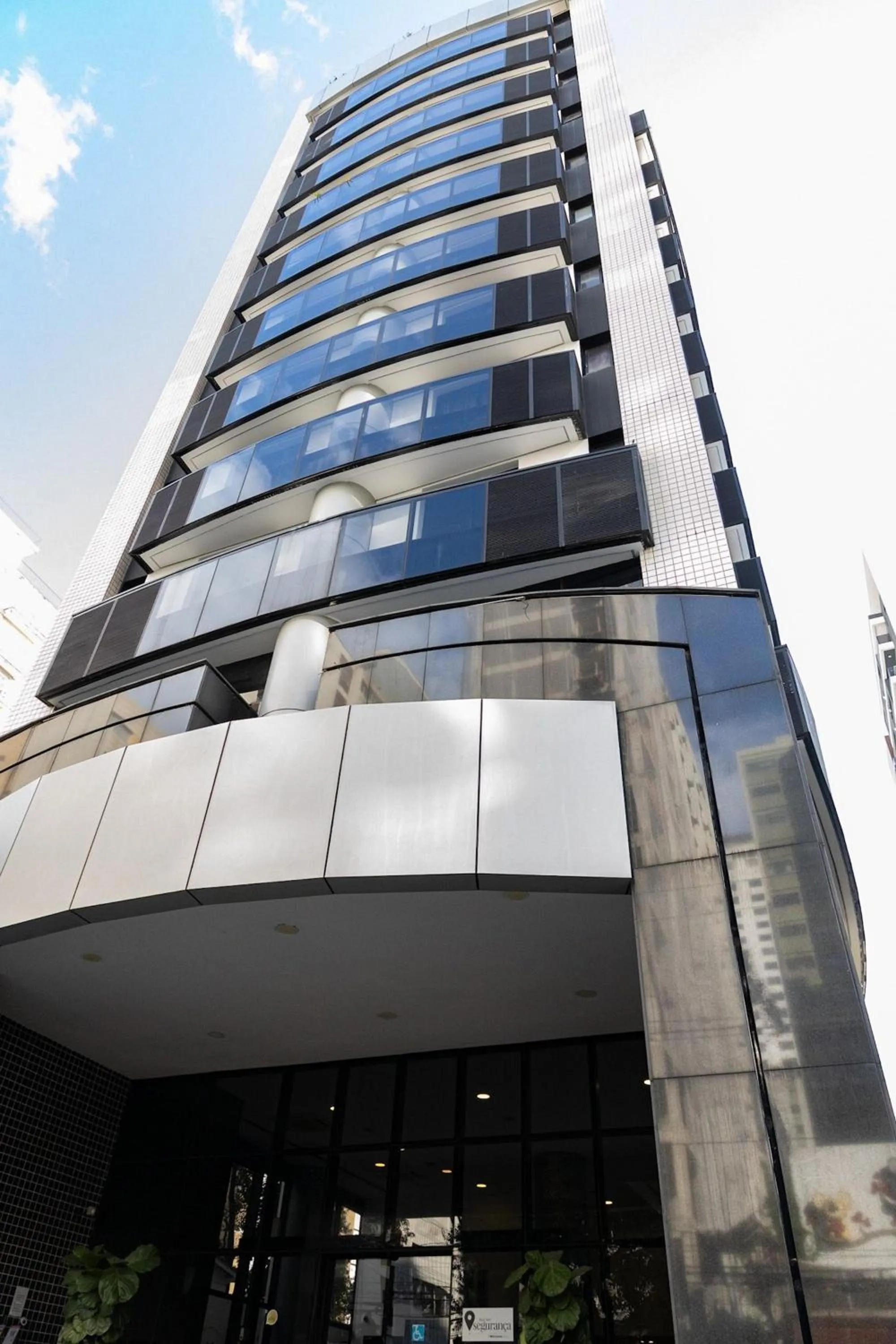 Elegant Flat Jardins - Garagem, Ar Cod,