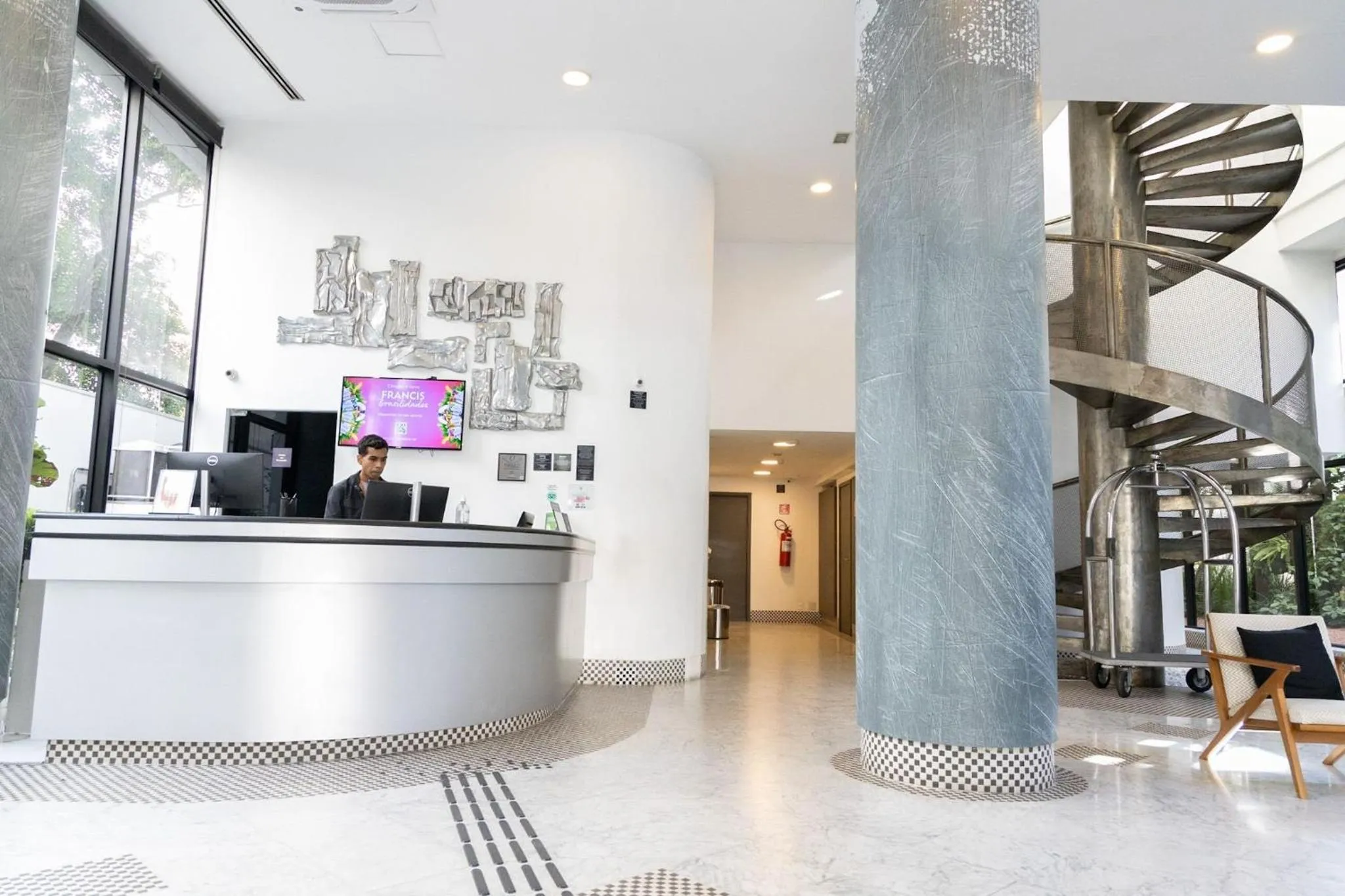 Elegant Flat Jardins - Garagem, Ar Cod,