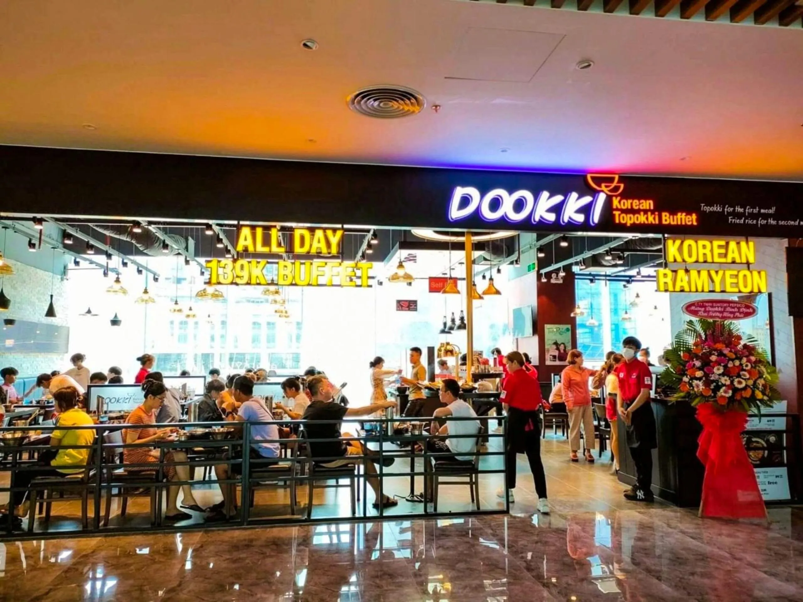 Restaurant/places to eat in FLC Sea Tower Quy Nhon -Tran Apartment