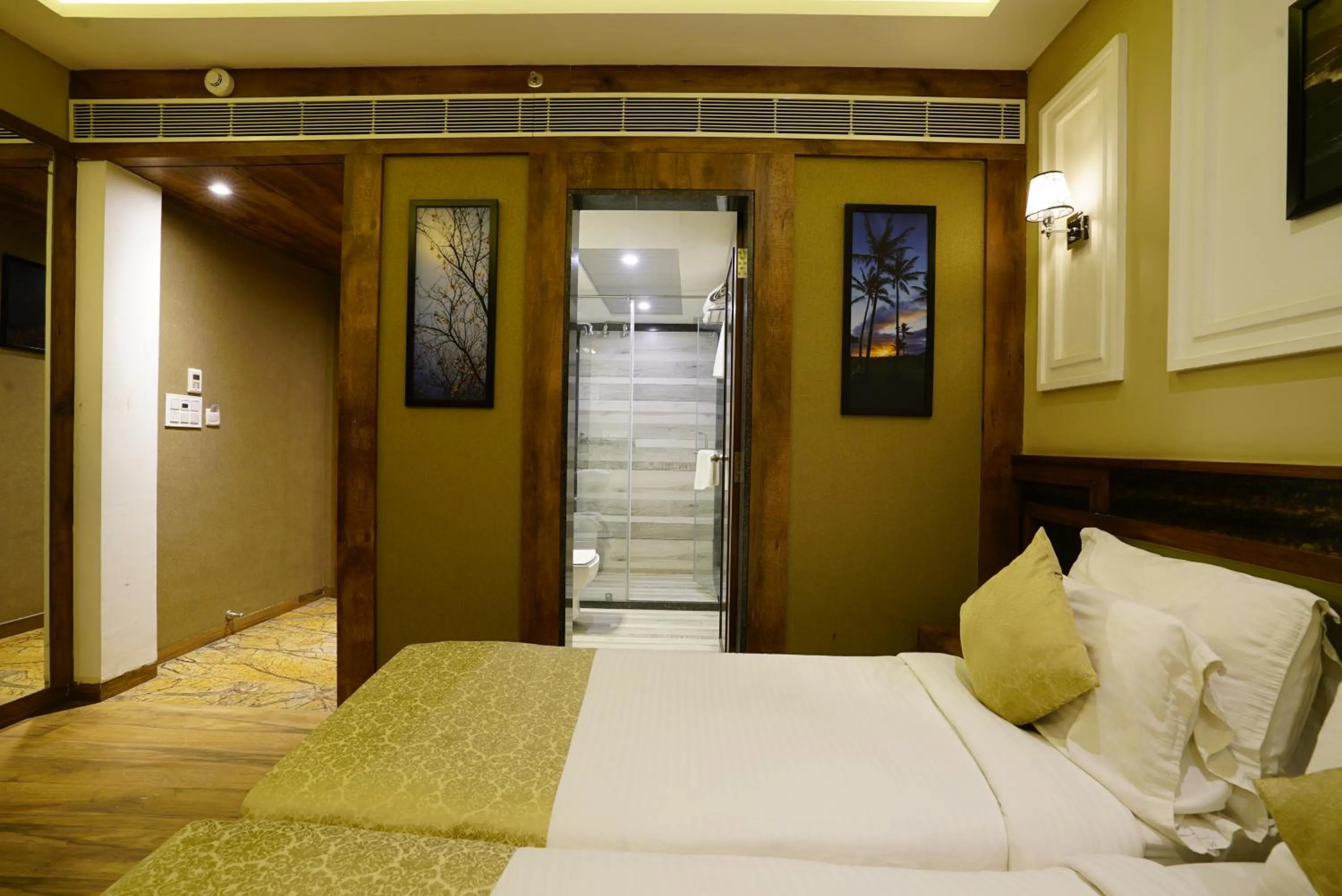 Bed in Mantra a Boutique Hotel