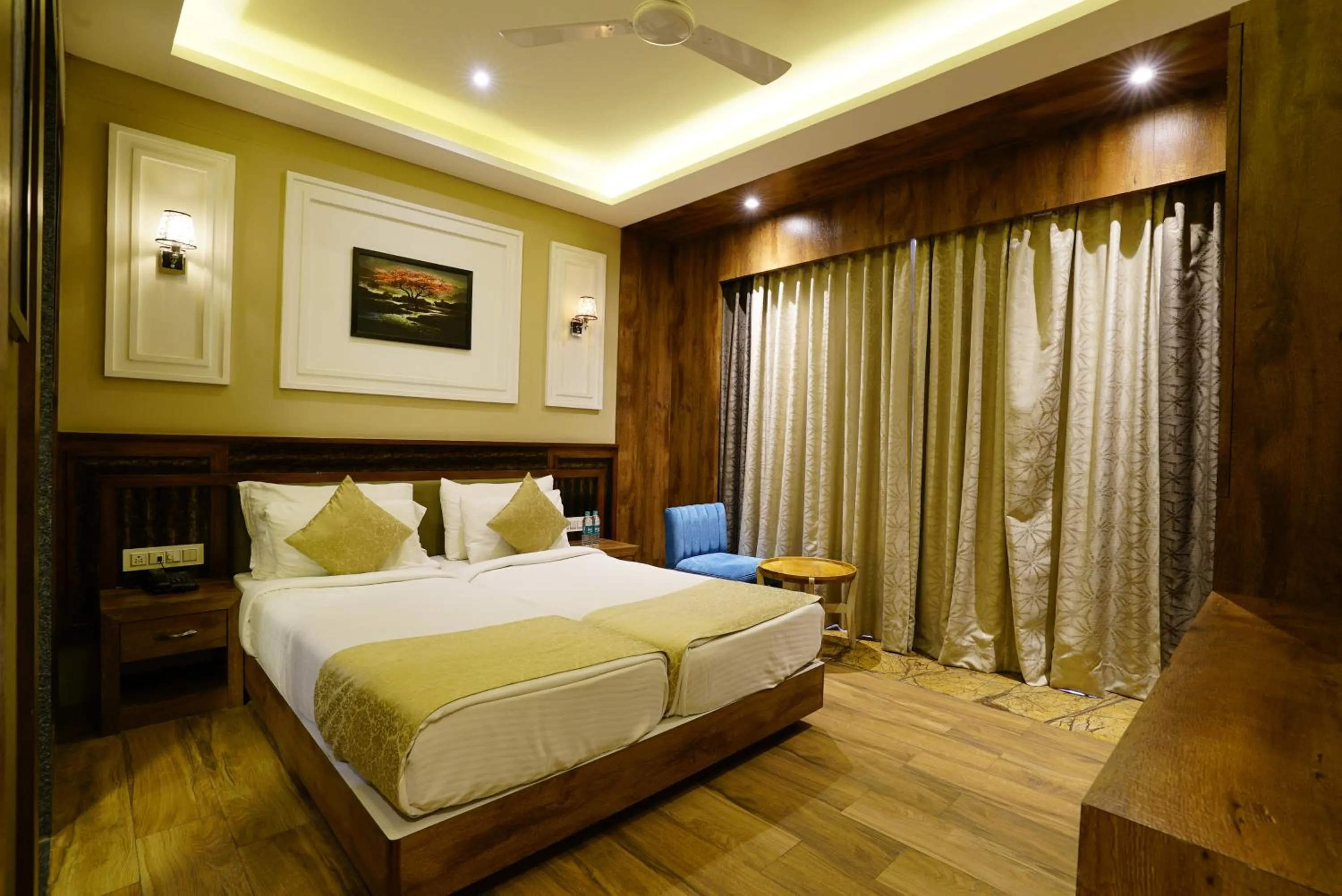 Bed in Mantra a Boutique Hotel