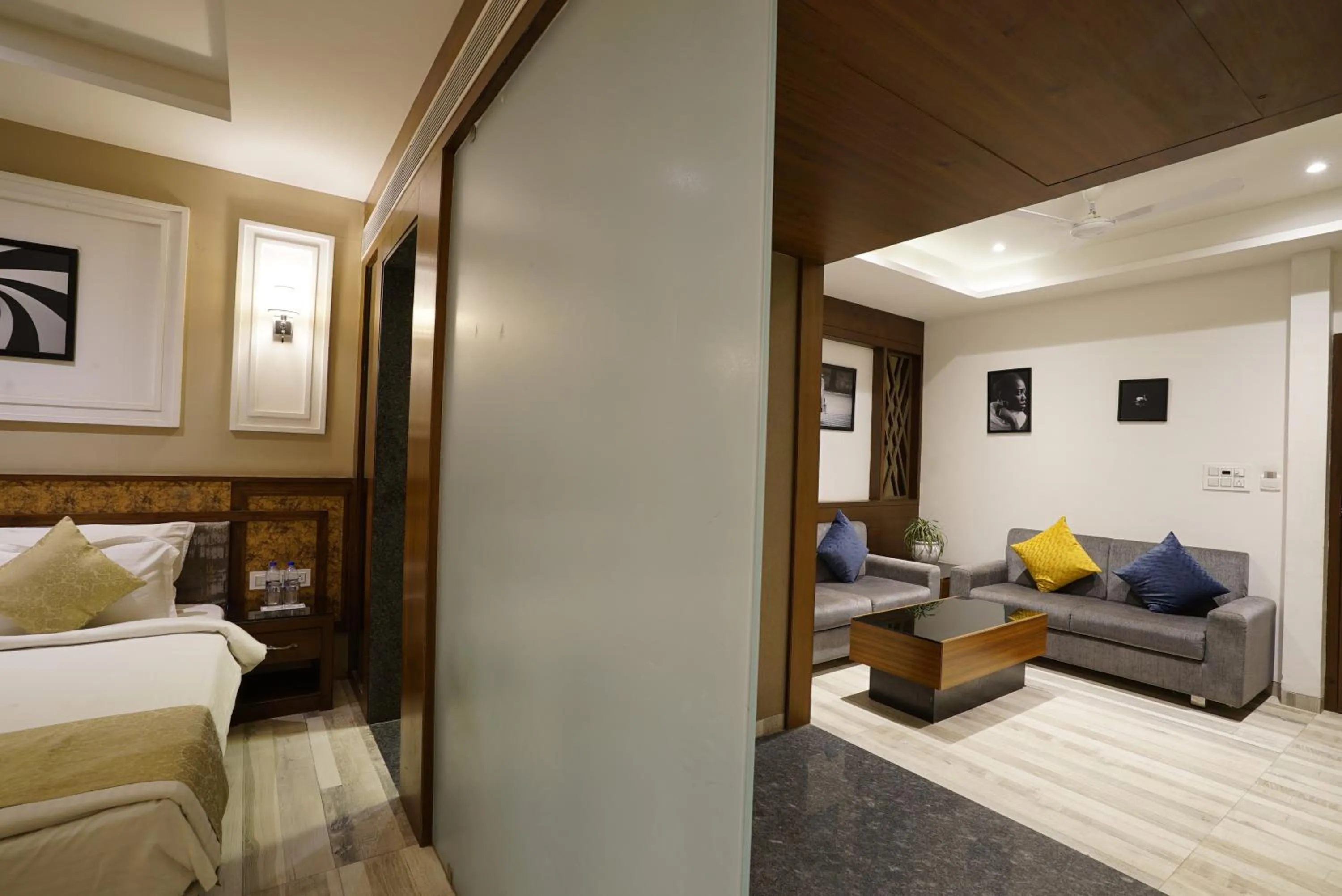 Bed in Mantra a Boutique Hotel