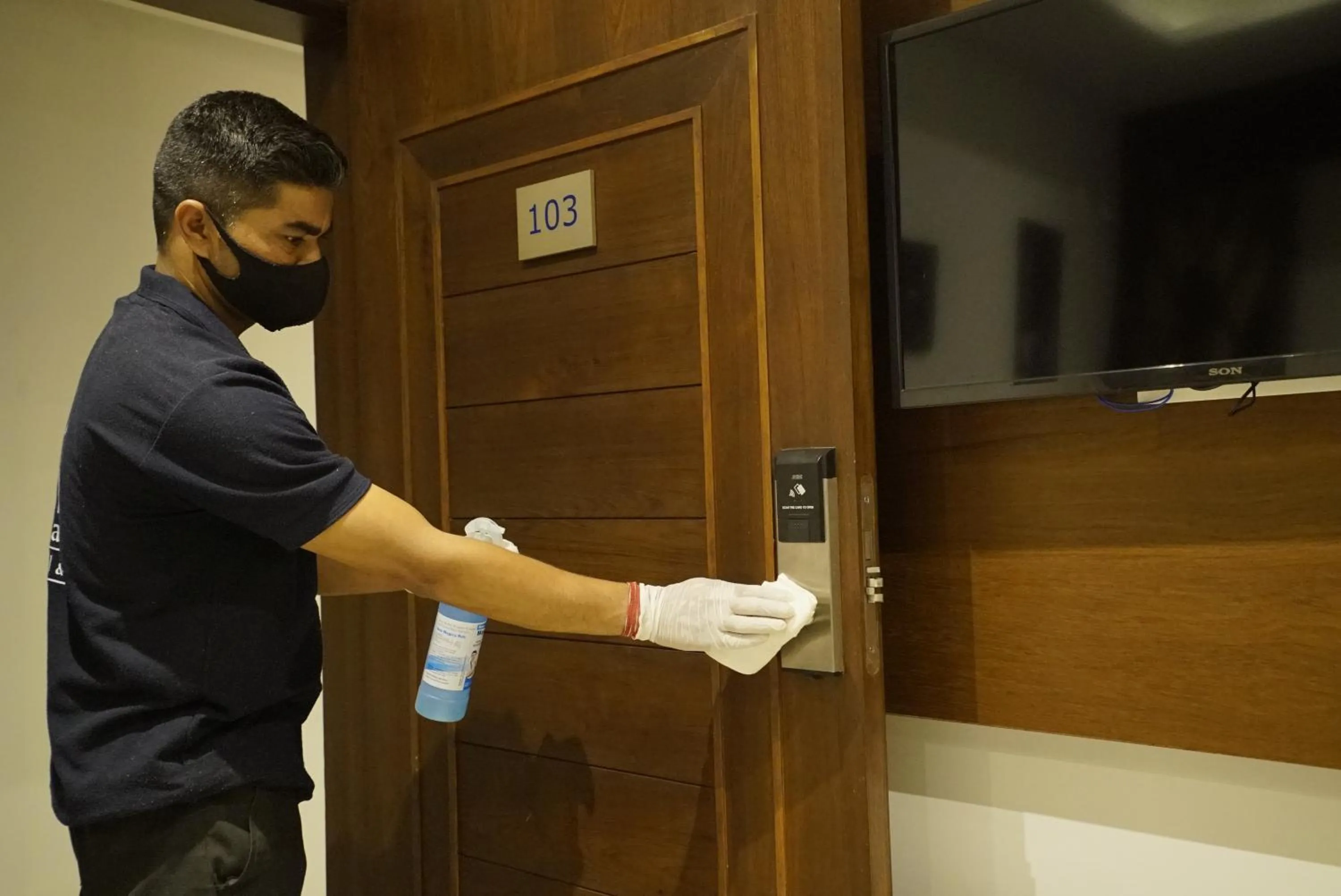 People in Mantra a Boutique Hotel