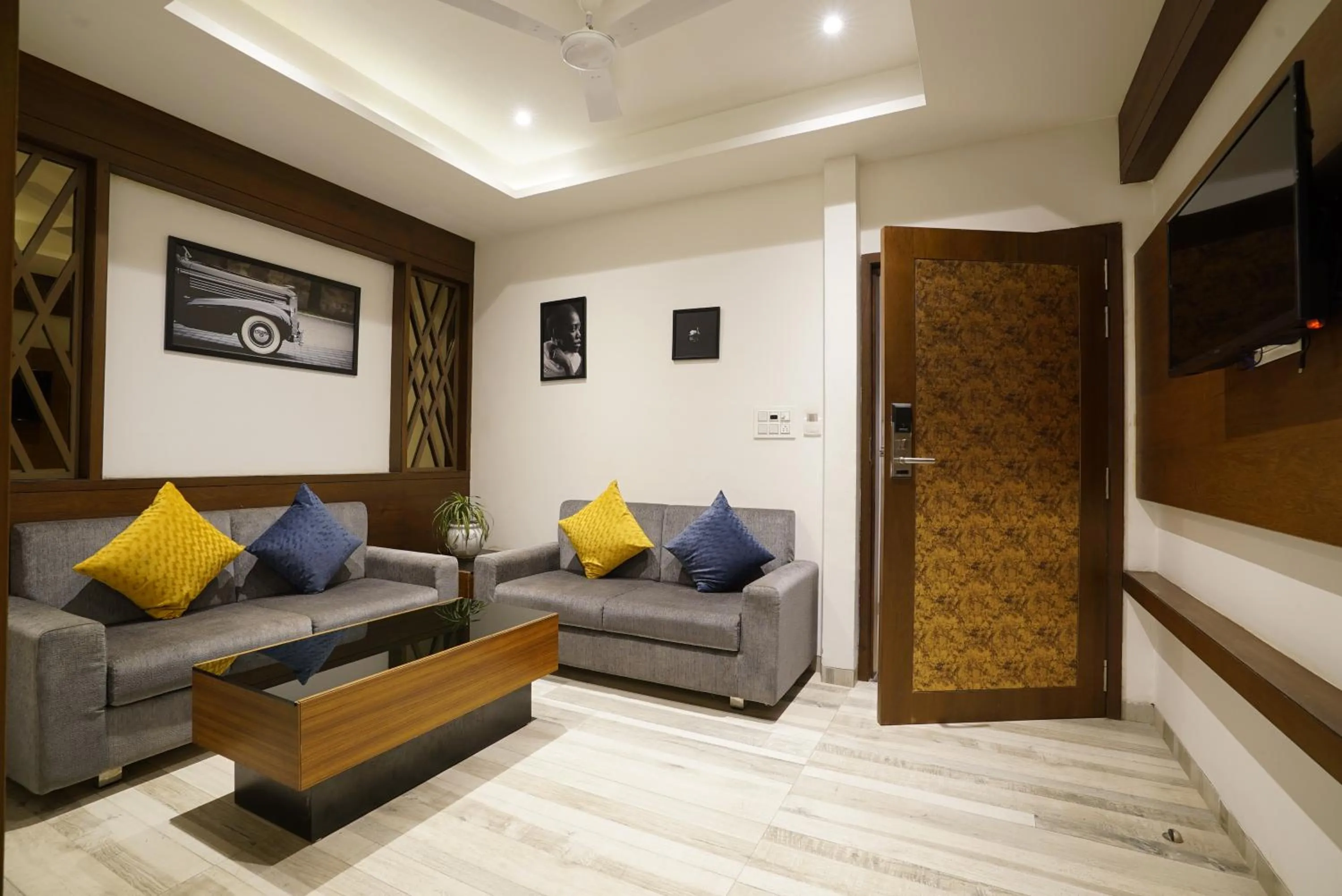 Seating area in Mantra a Boutique Hotel