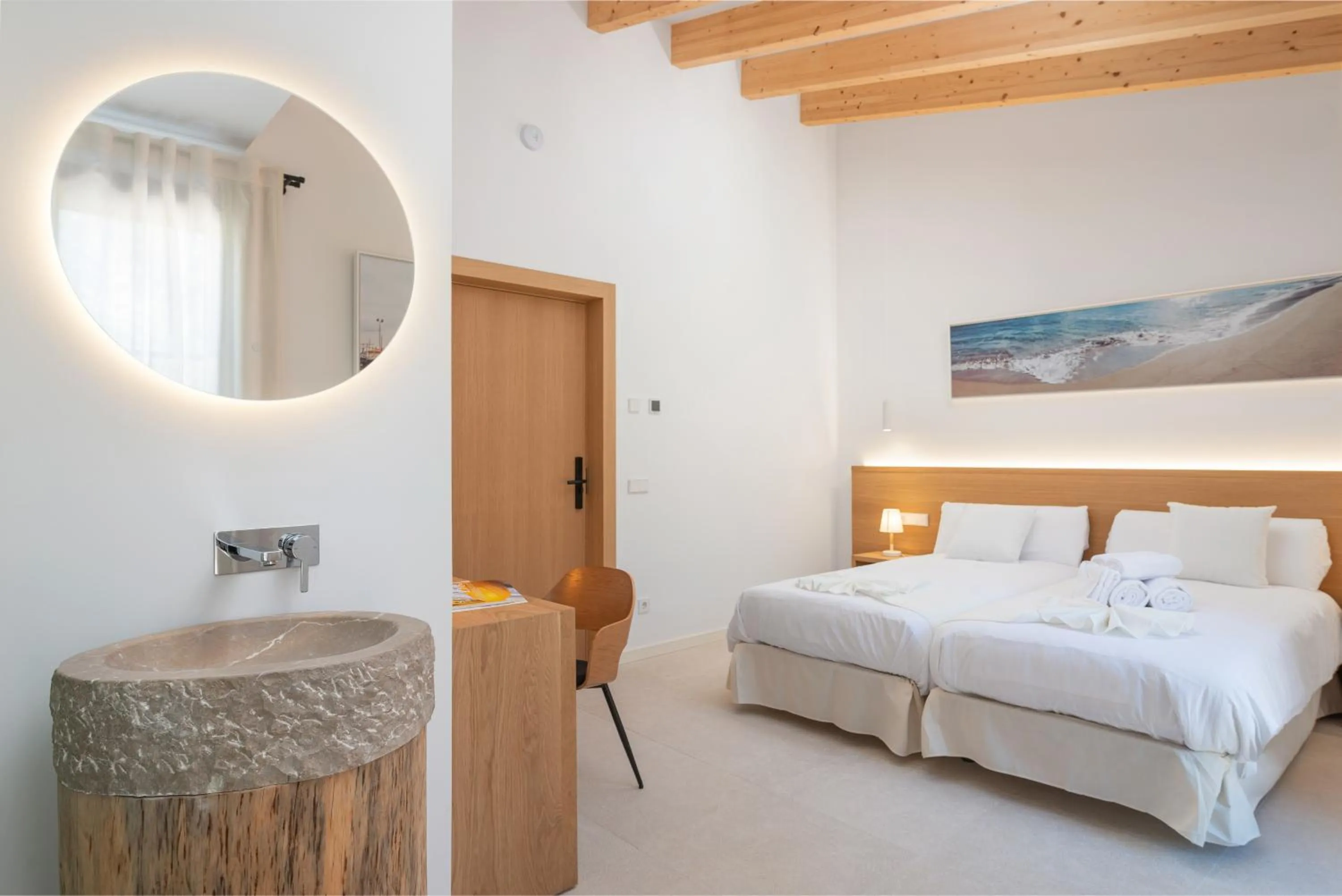 Photo of the whole room, Bed in Placeta Vella Turismo de Interior