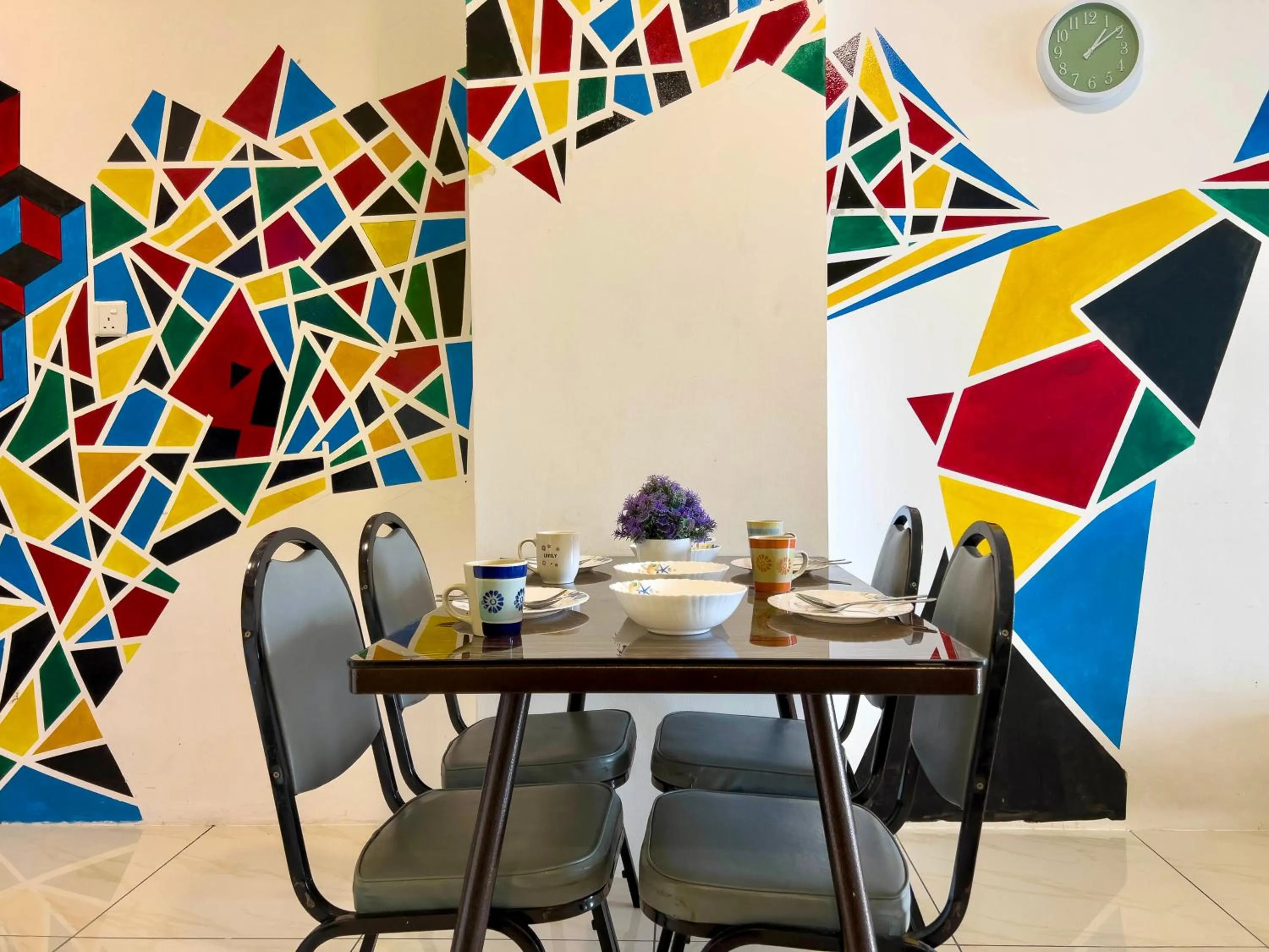 Hush Inn at ITCC Manhattan Suites