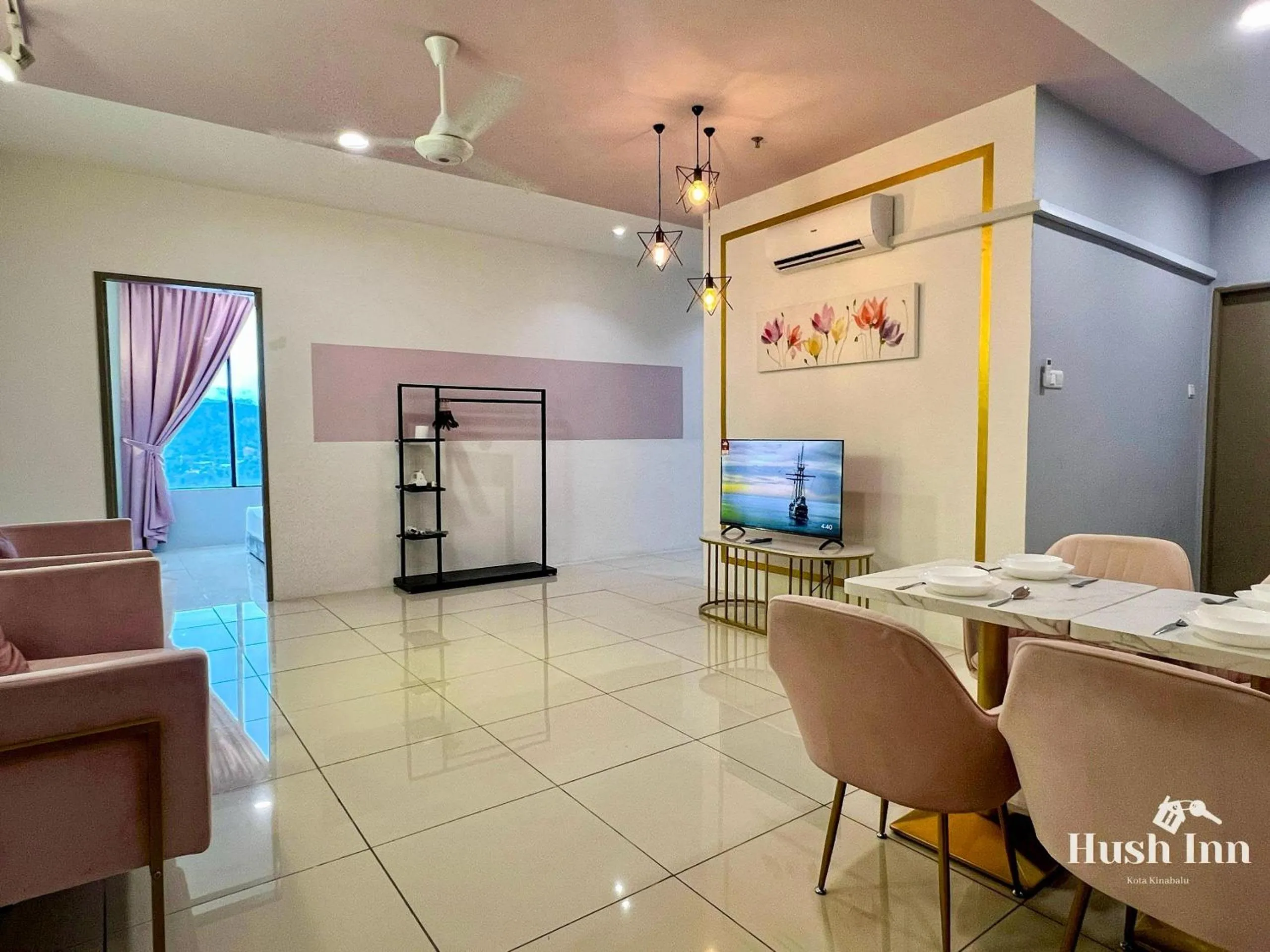 Hush Inn at ITCC Manhattan Suites