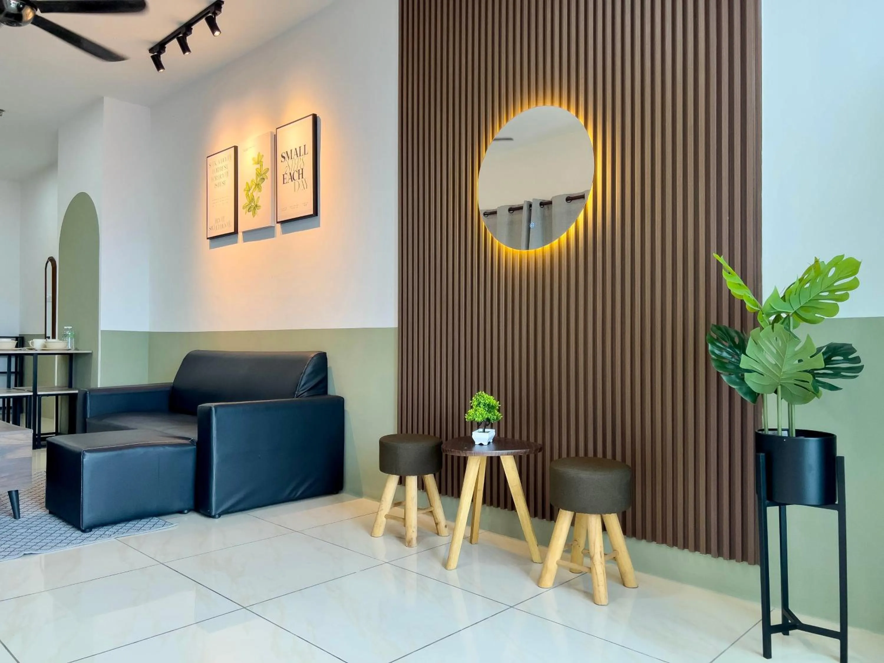 Hush Inn at ITCC Manhattan Suites