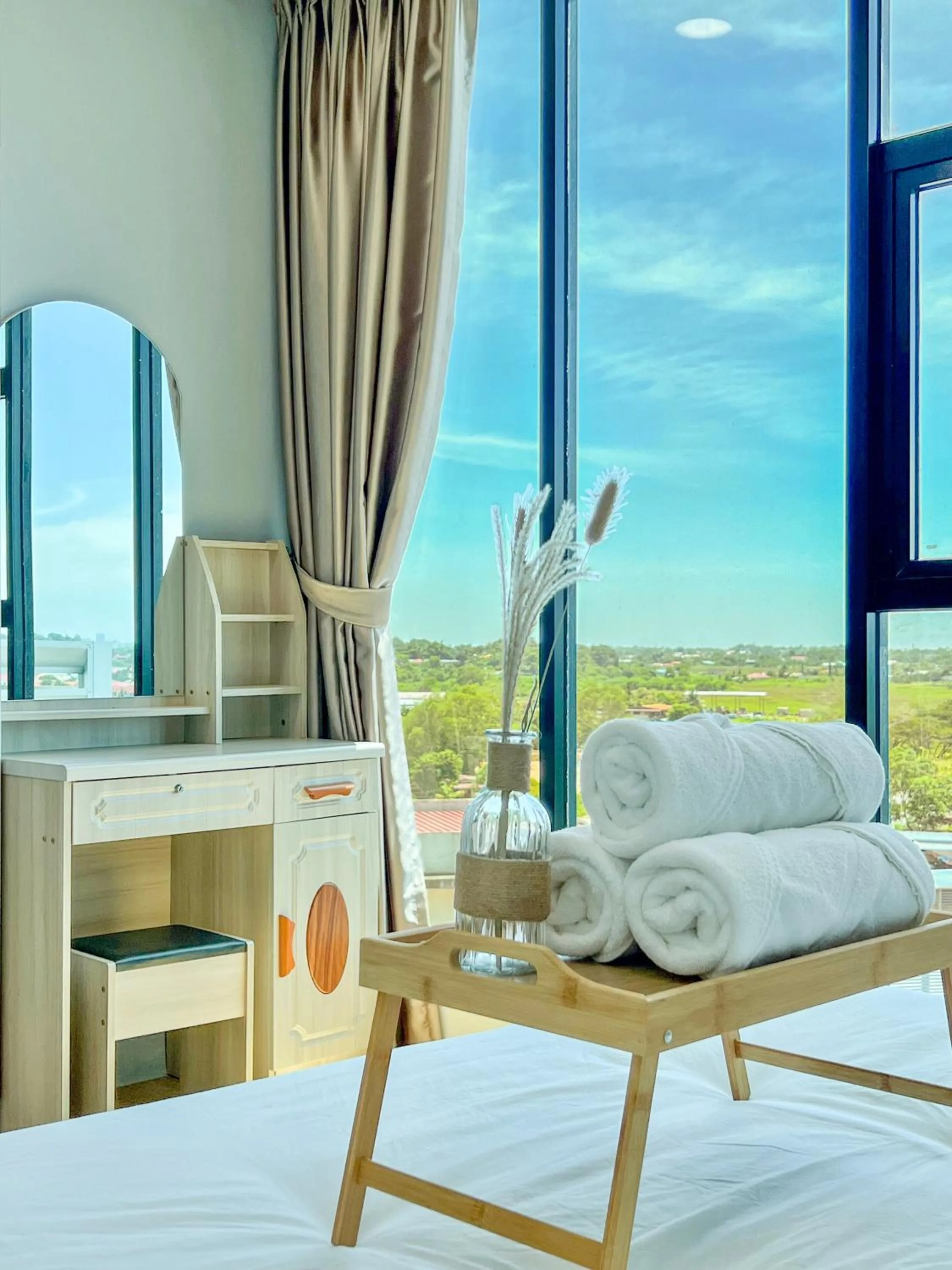 Bed in Hush Inn at ITCC Manhattan Suites