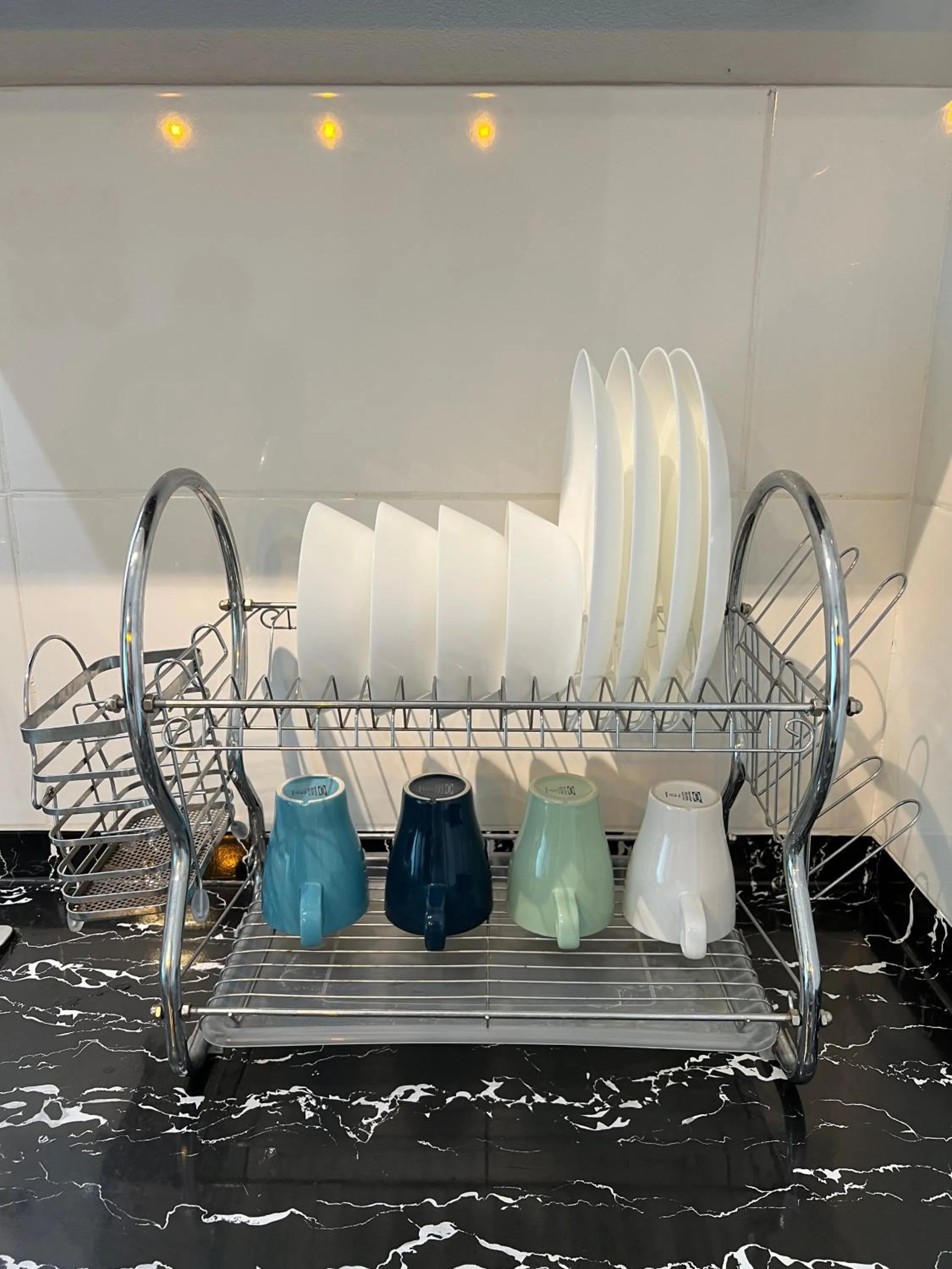 Kitchen or kitchenette in Hush Inn at ITCC Manhattan Suites