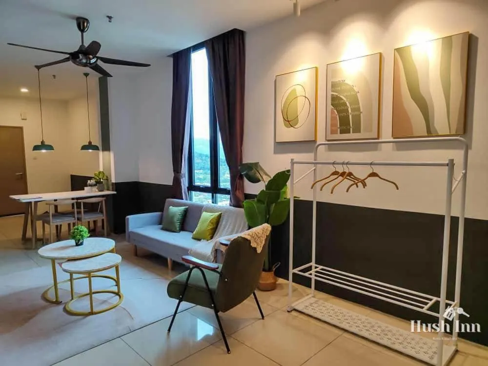 Hush Inn at ITCC Manhattan Suites