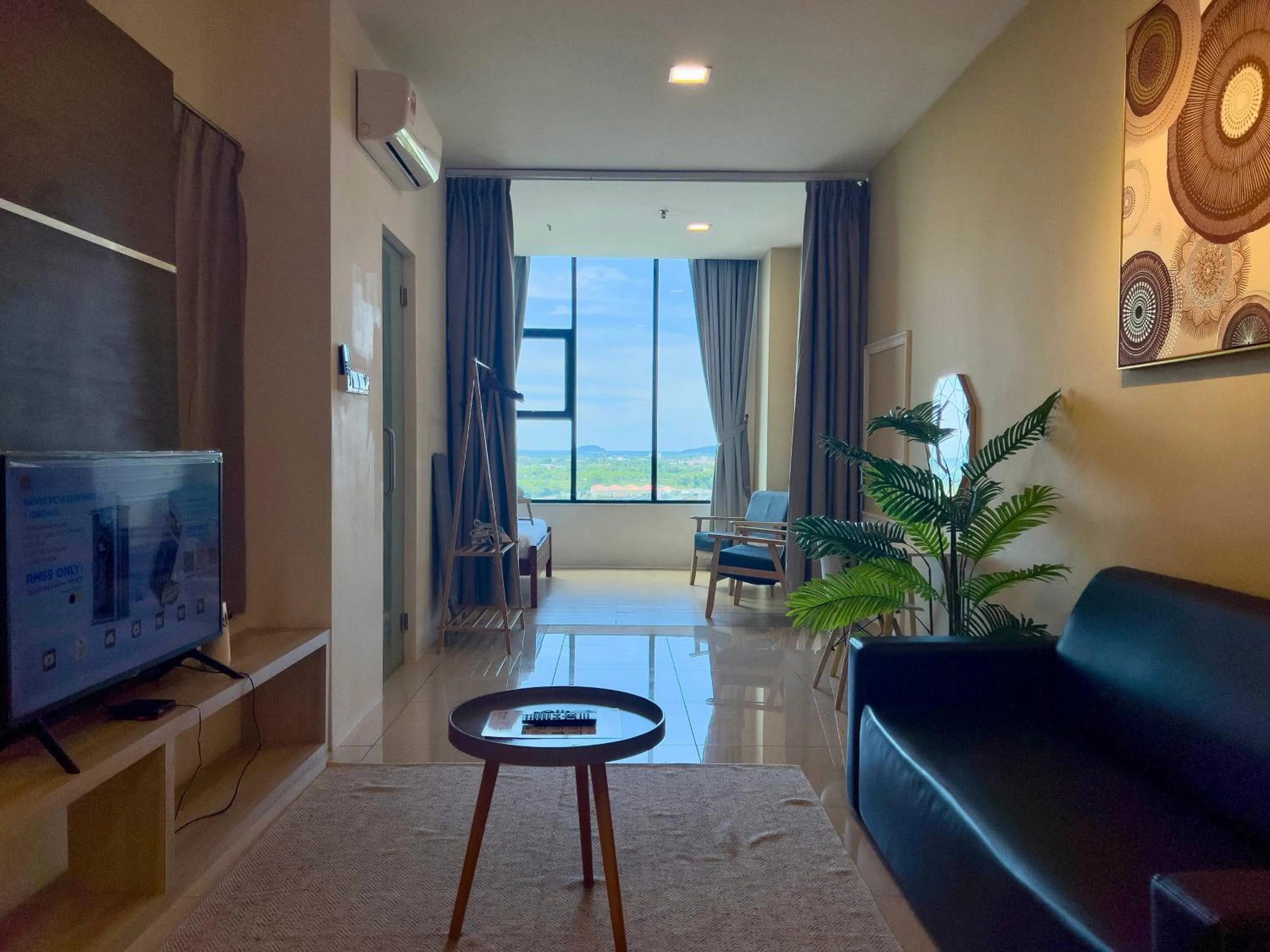 Hush Inn at ITCC Manhattan Suites