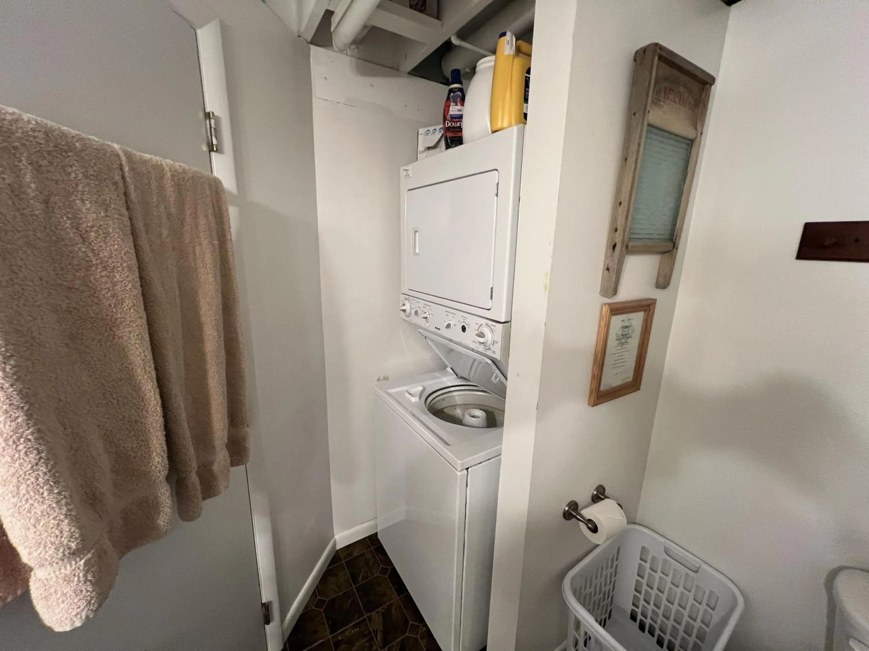 laundry in Rock Stalls Lodge Hocking Hills