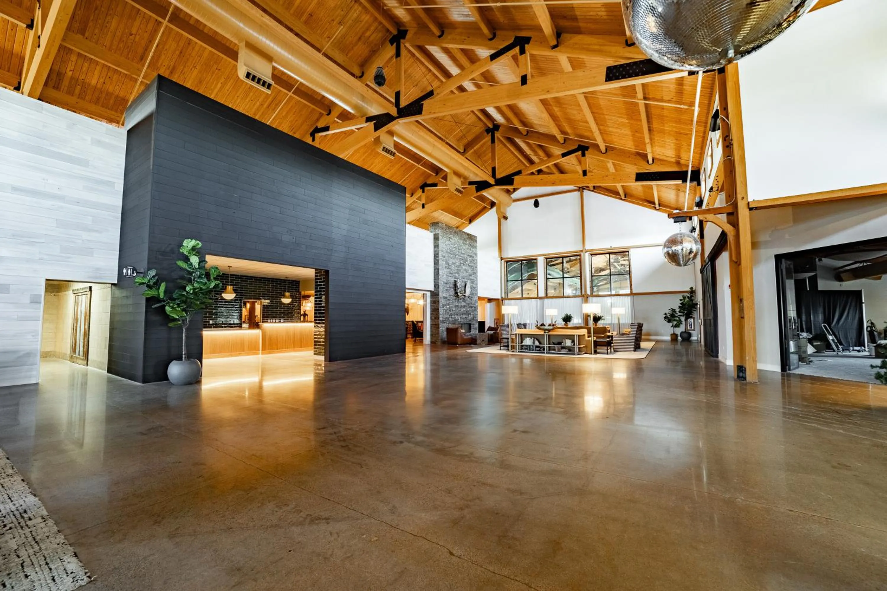 Lobby or reception in bantr Grand Hotel Wausau - Rothschild