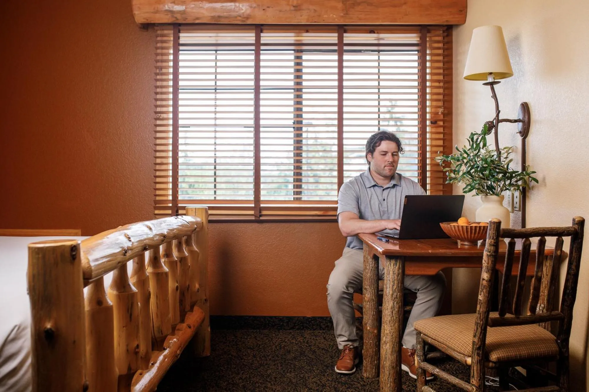 People in bantr Grand Hotel Wausau - Rothschild