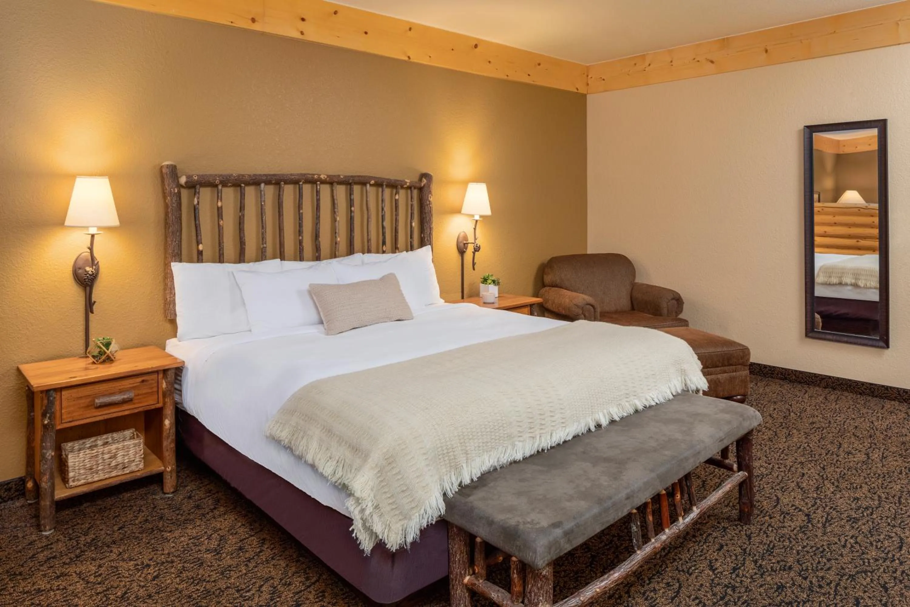 Bed in bantr Grand Hotel Wausau - Rothschild