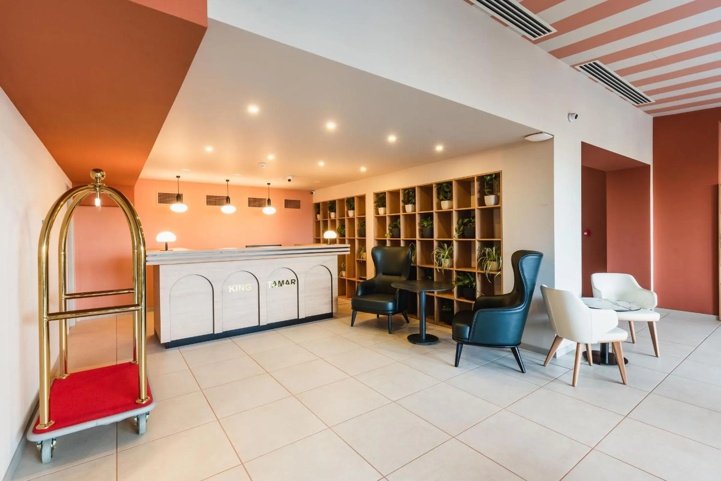 Lobby or reception in Reikartz King Tamar Tbilisi