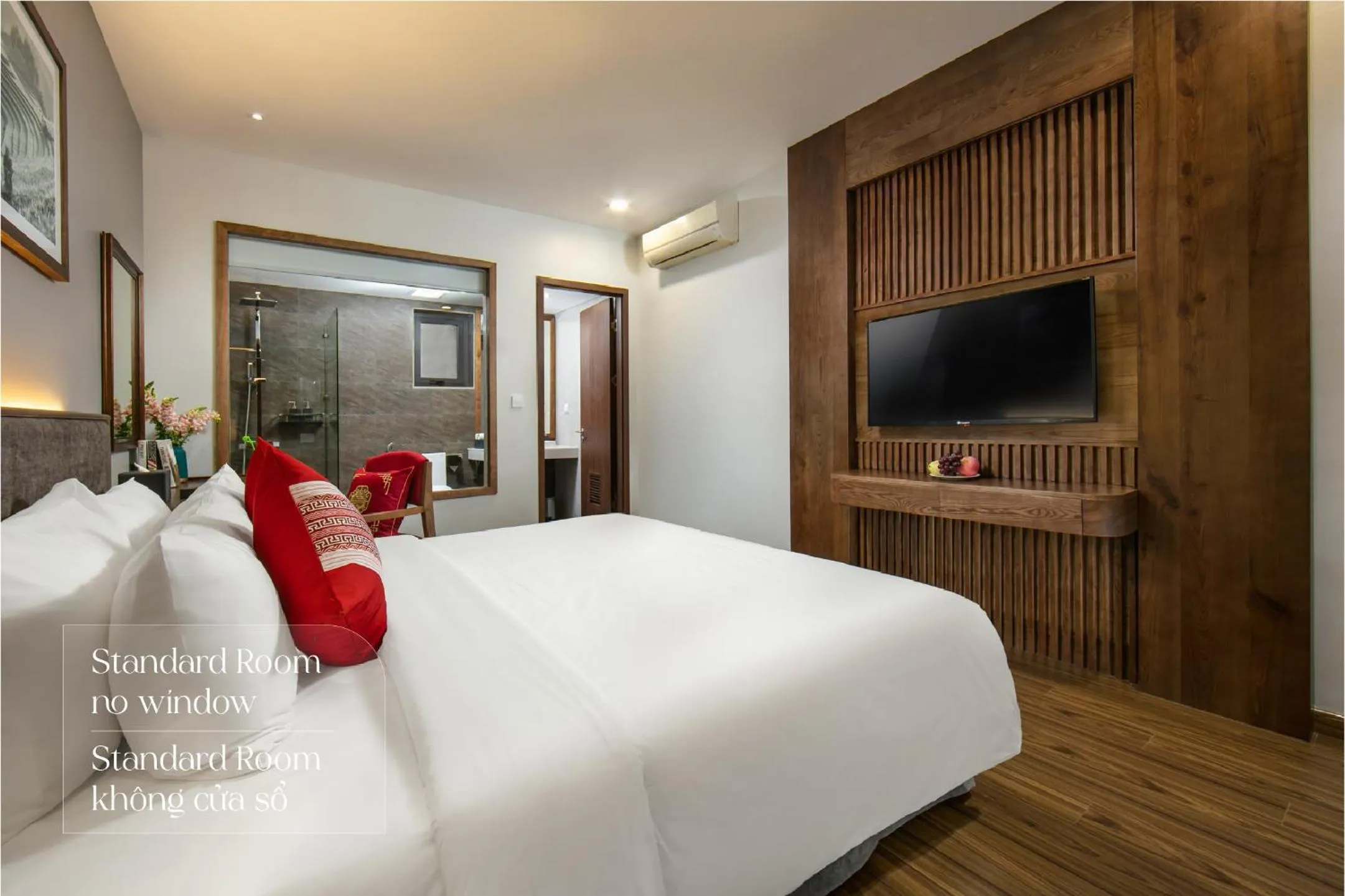 Bed in DeLaSol Sapa - Central Boutique Hotel
