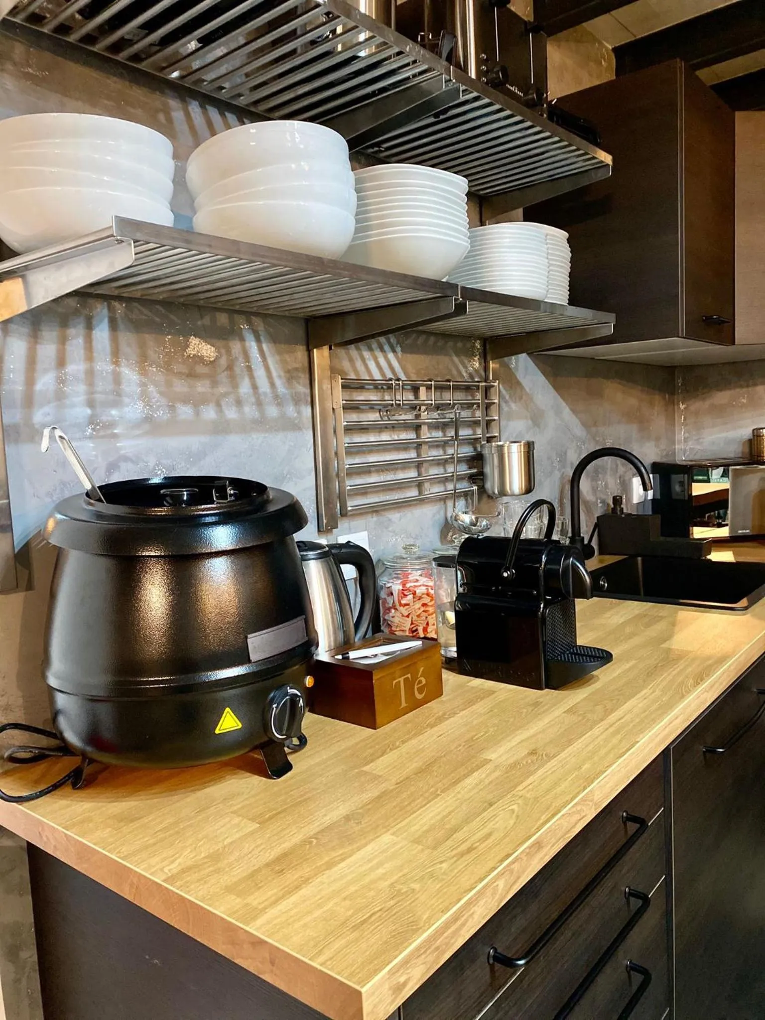 Communal lounge/ TV room in Villa Rio by Valada Village