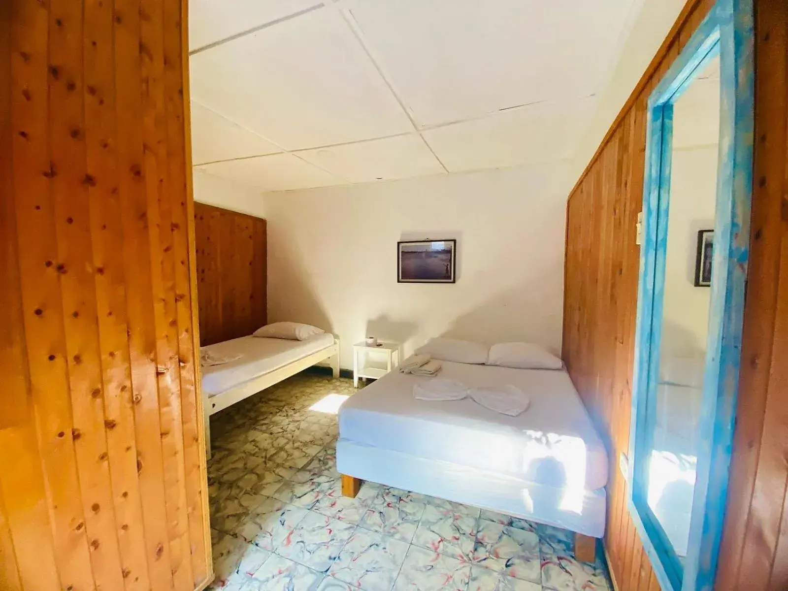 Twin Room - single occupancy in Hostal Luna Llena Getsemaní Twin Room - single occupancy in Hostal Luna Llena Getsemaní