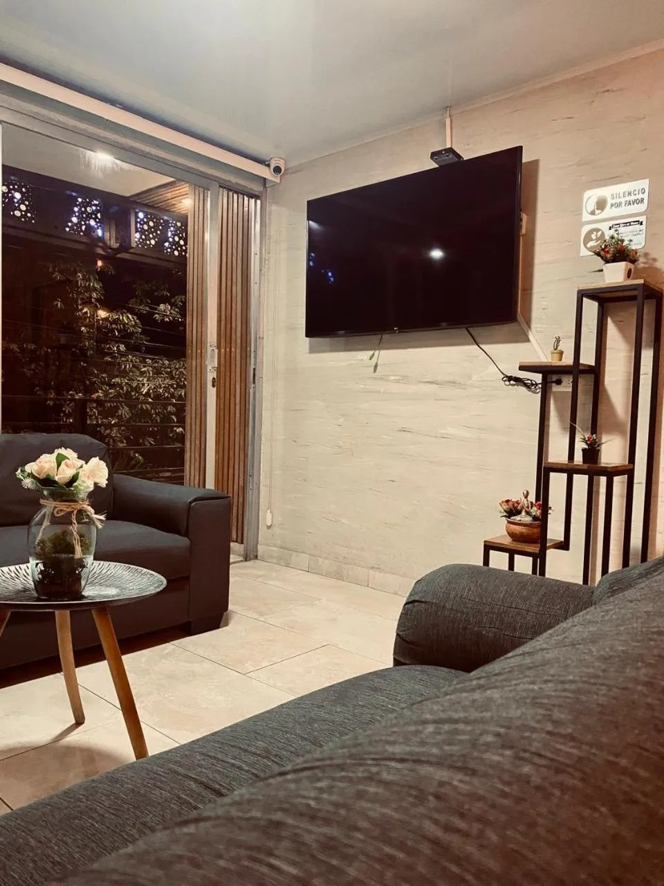 Evening entertainment in Hotel Nakama