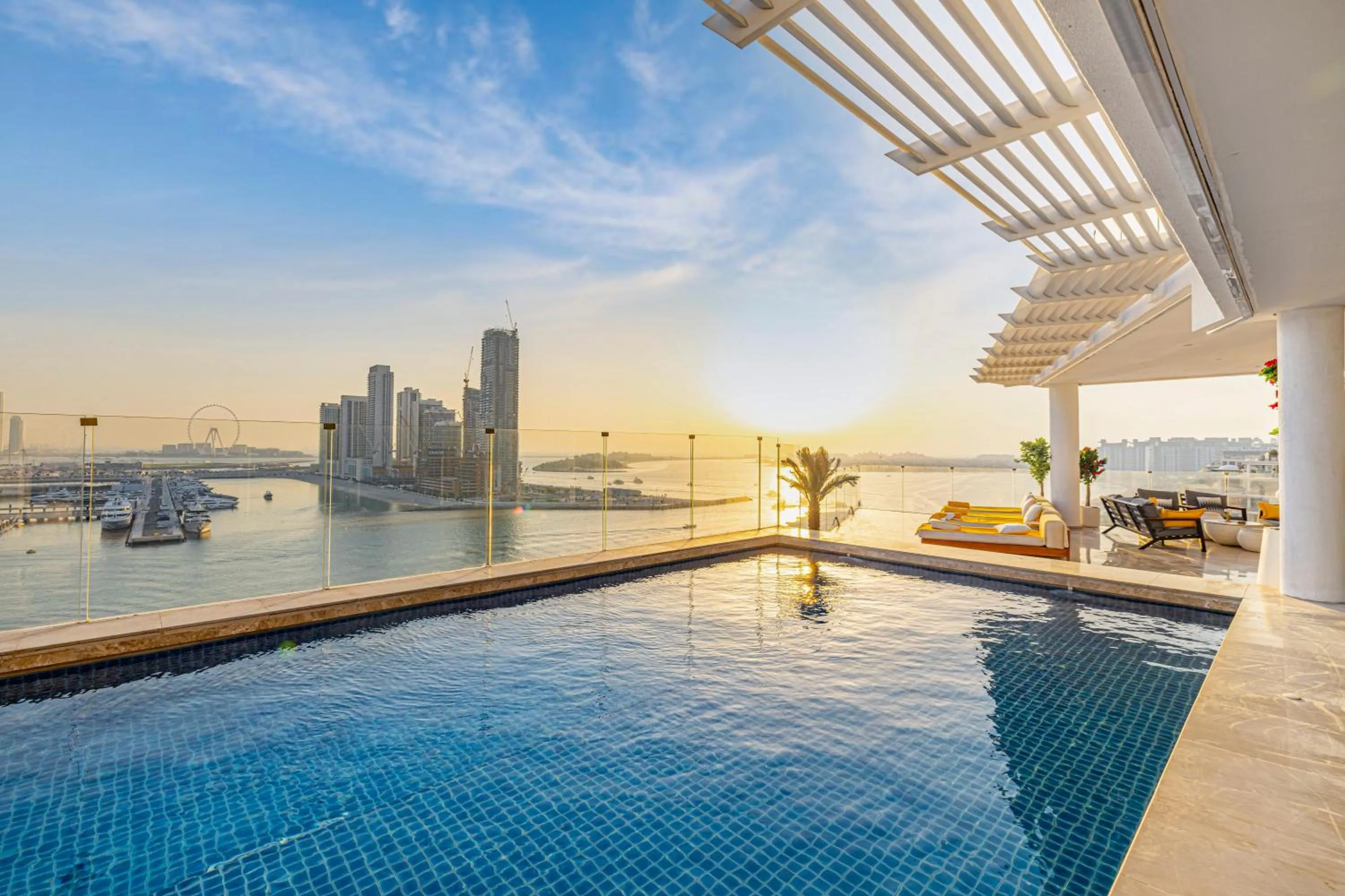 Five Palm Luxury Penthouse Full Marina View & Private Pool