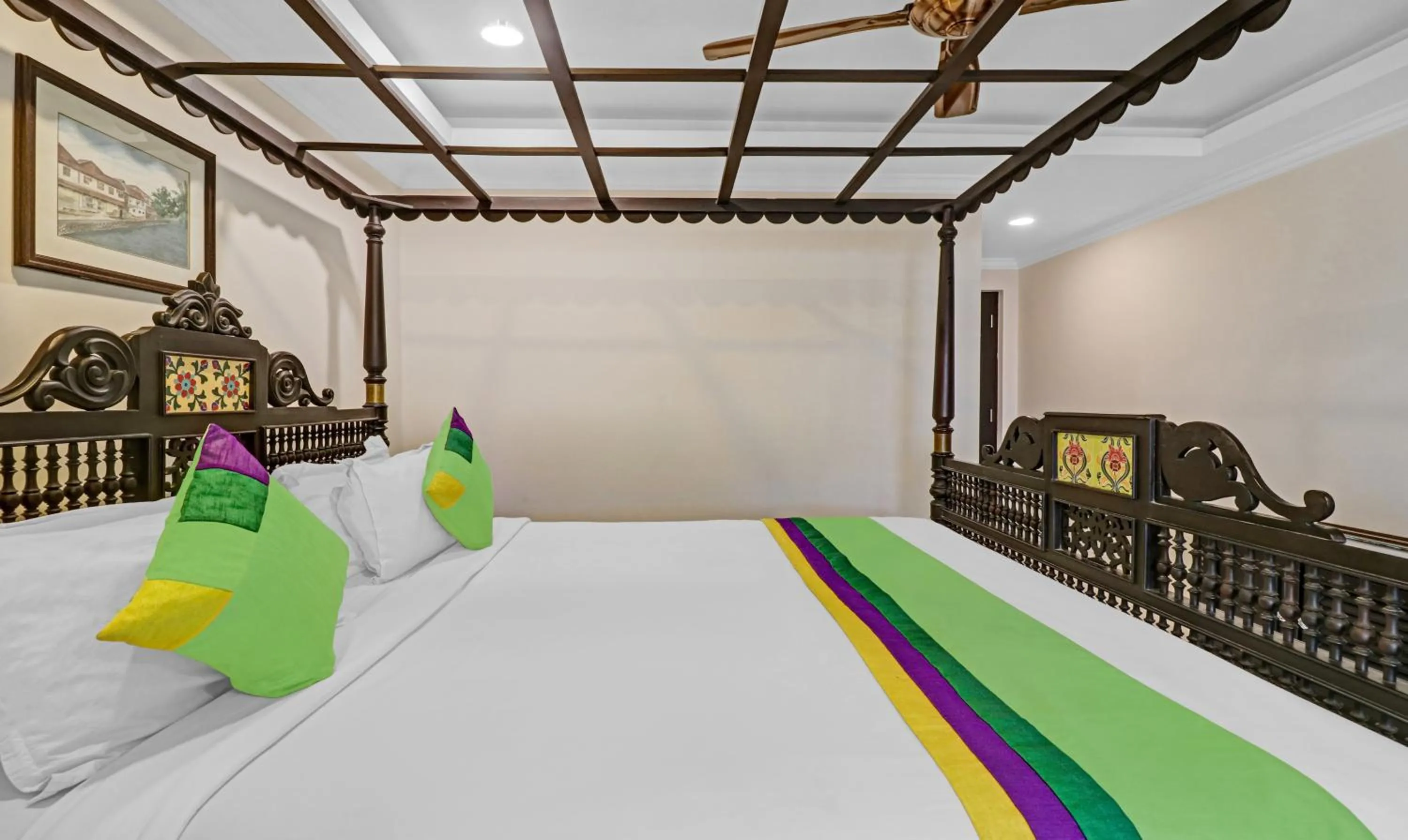 Bedroom, Bed in Treebo Anchor Inn