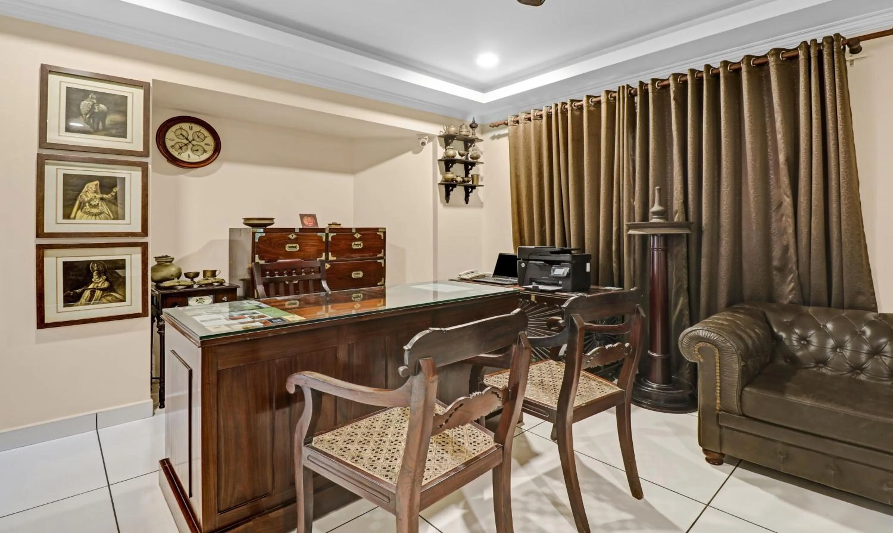 Lobby or reception in Treebo Anchor Inn