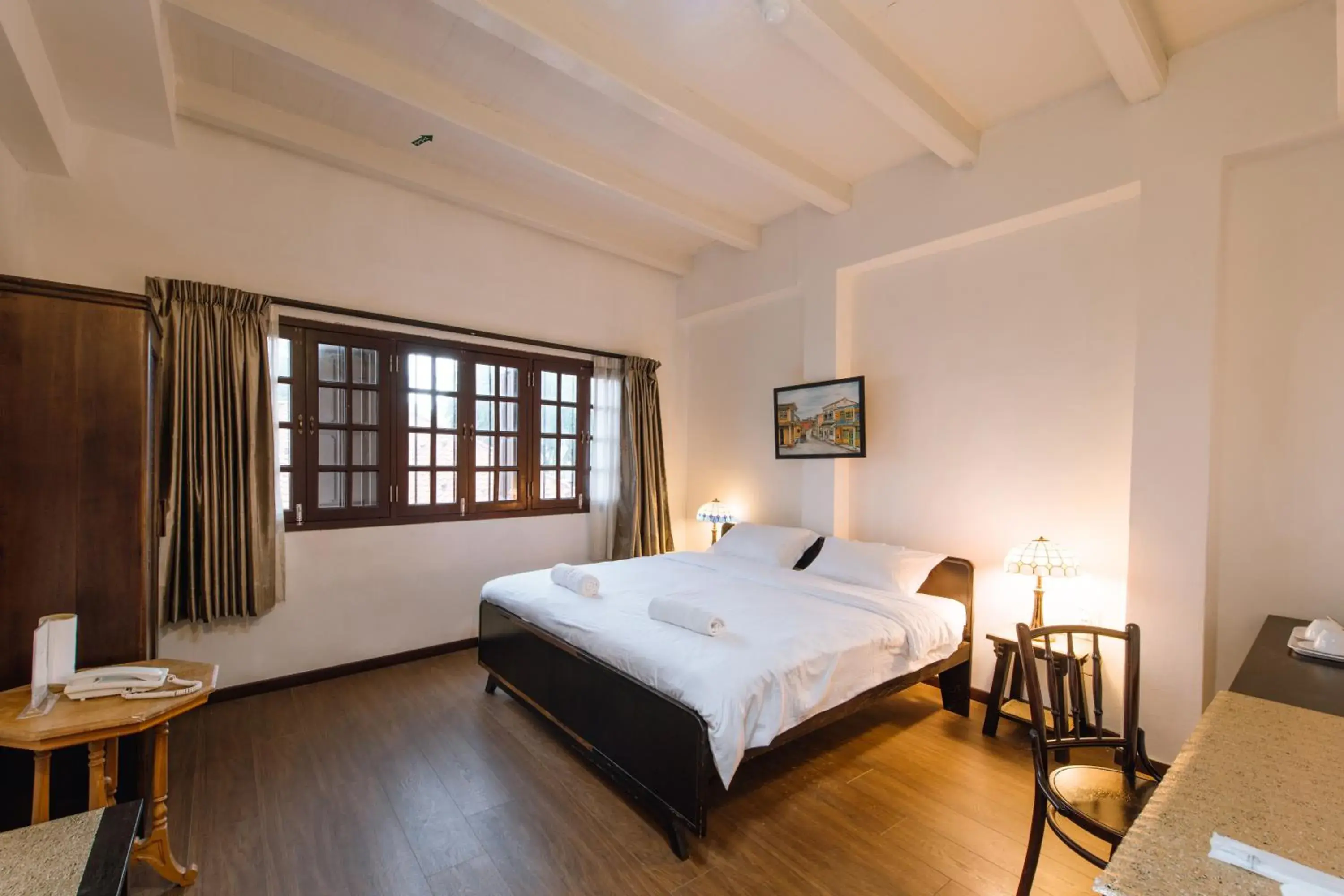 Deluxe Queen Room in Heeren By The River Deluxe Queen Room in Heeren By The River