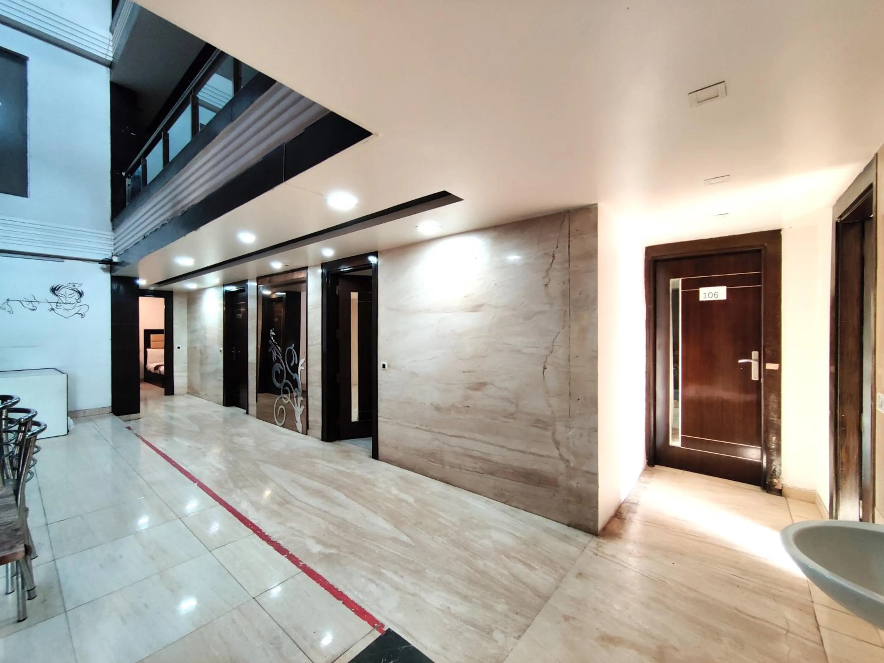 Facade/entrance in Hotel Delhi Pride, Karol Bagh