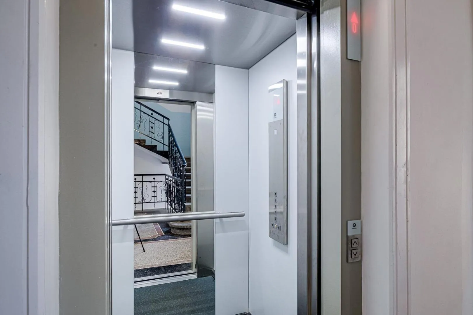 elevator in Kaizl Park Residence