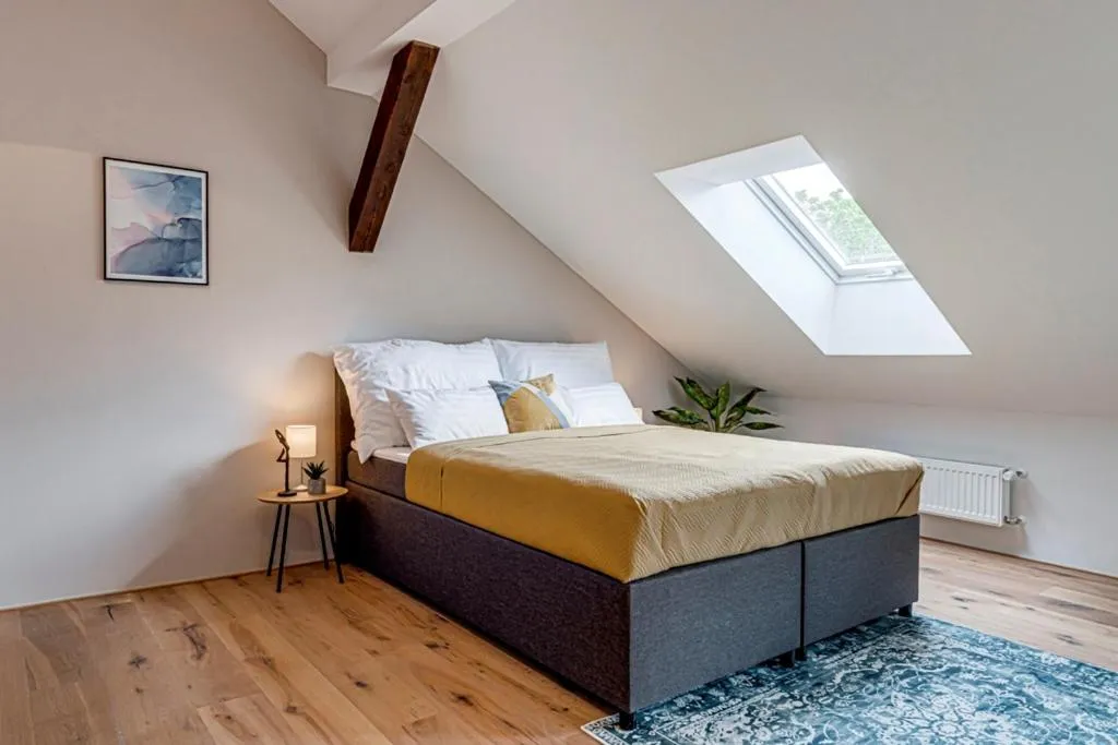 Kaizl Park Residence