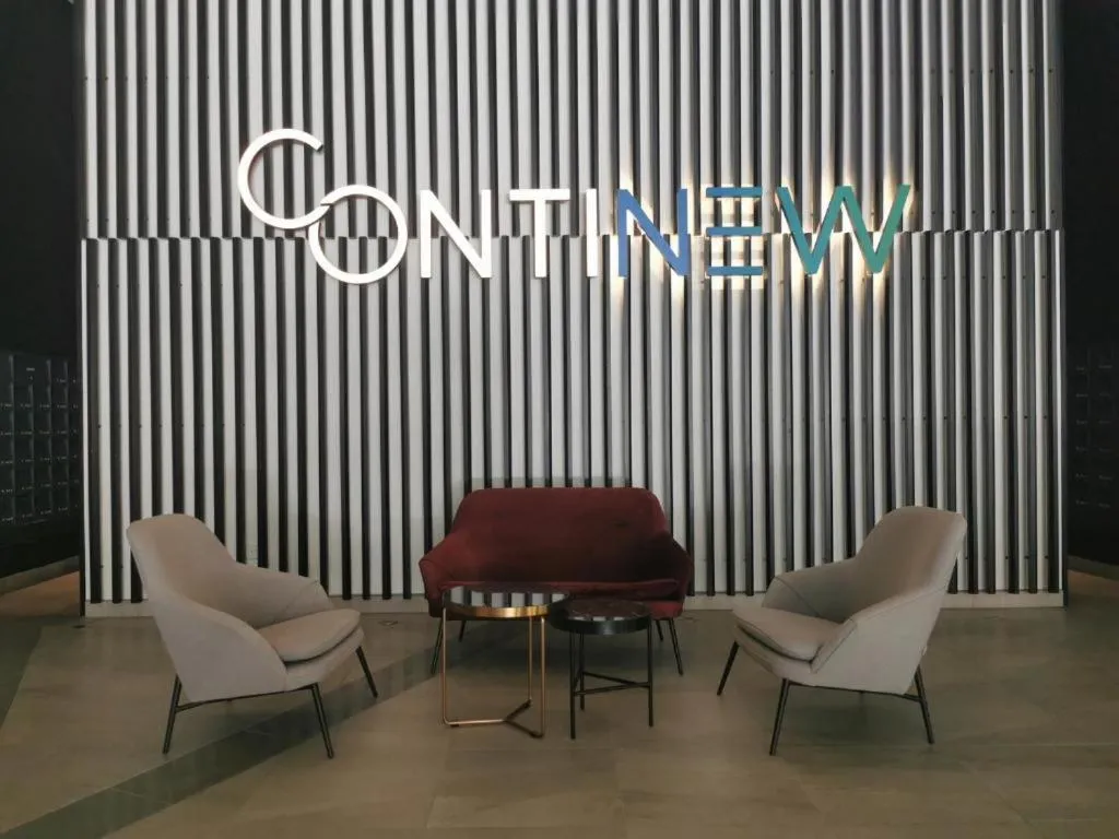 Seating area in Continew Residence by HomeBrickz