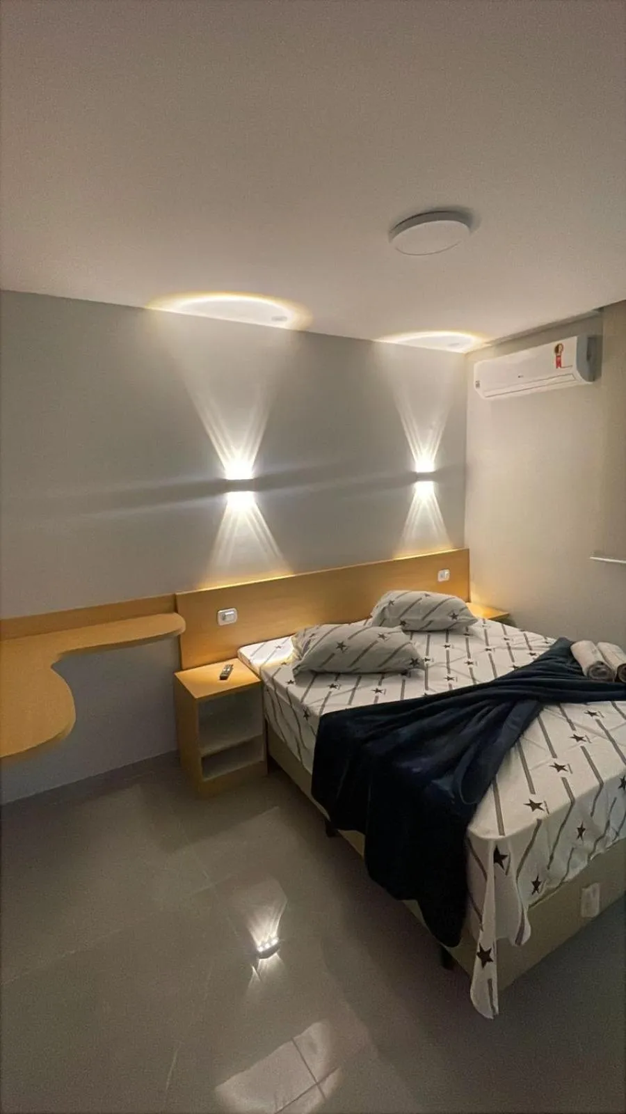 Bedroom, Bed in Hotel Ellos - Estacionamento e Café da Manhã Incluso