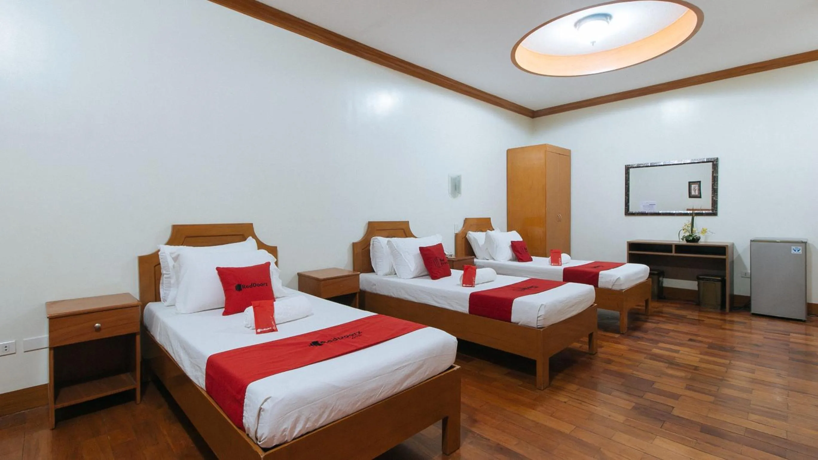 Bed in RedDoorz Premium @ Nick Hotel Gerona Tarlac