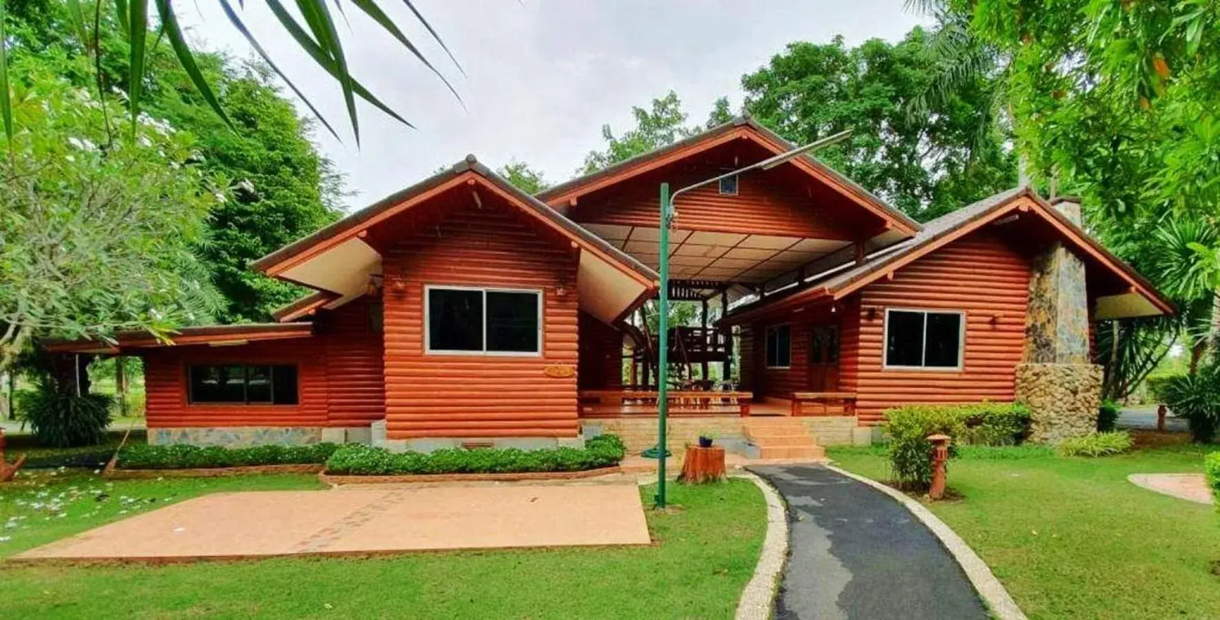 Premium Quadruple Room in ทิพย์วาริน รีสอร์ท เขาใหญ่ Premium Quadruple Room in ทิพย์วาริน รีสอร์ท เขาใหญ่