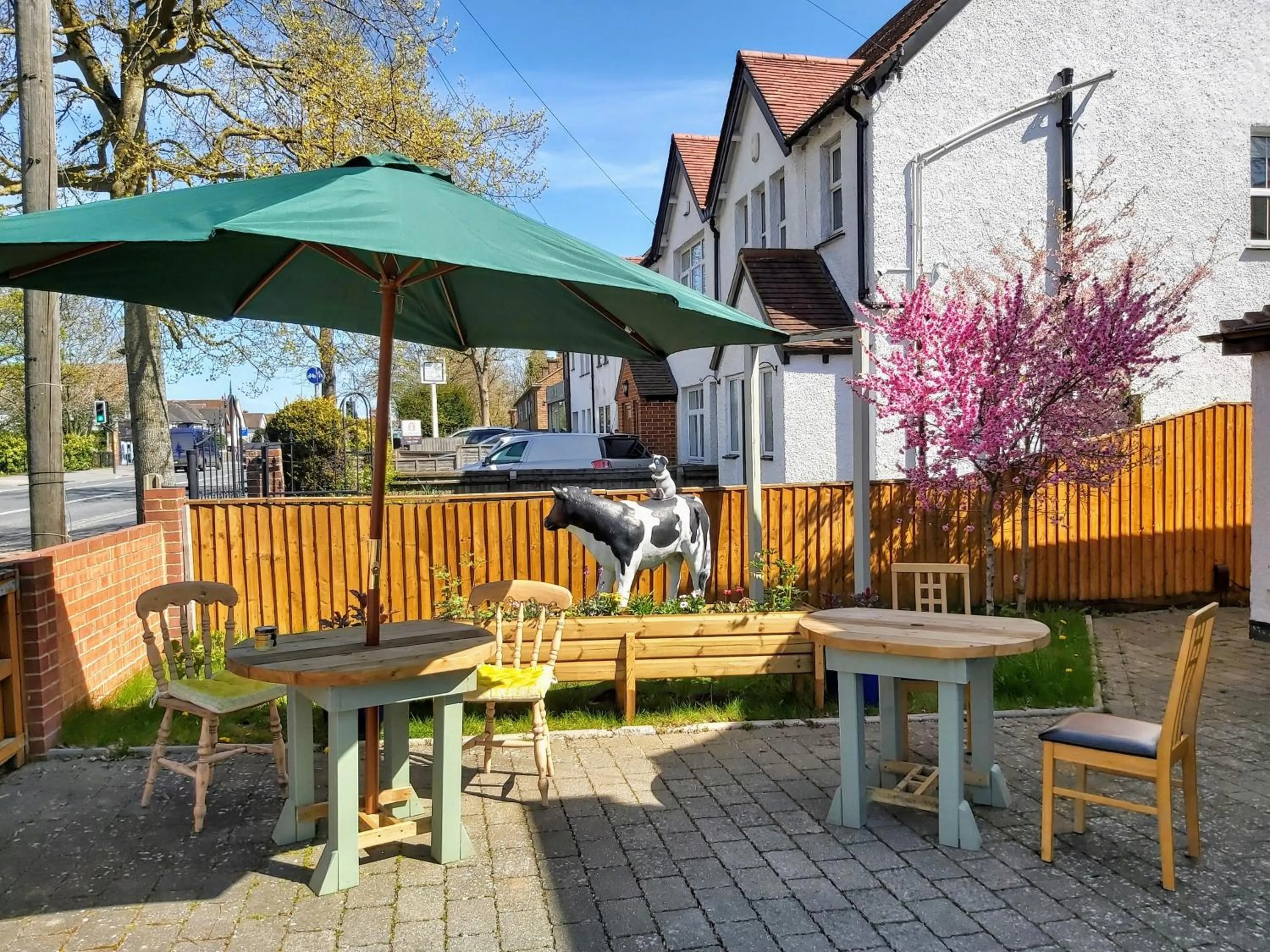 Restaurant/places to eat in Oxford Guest House