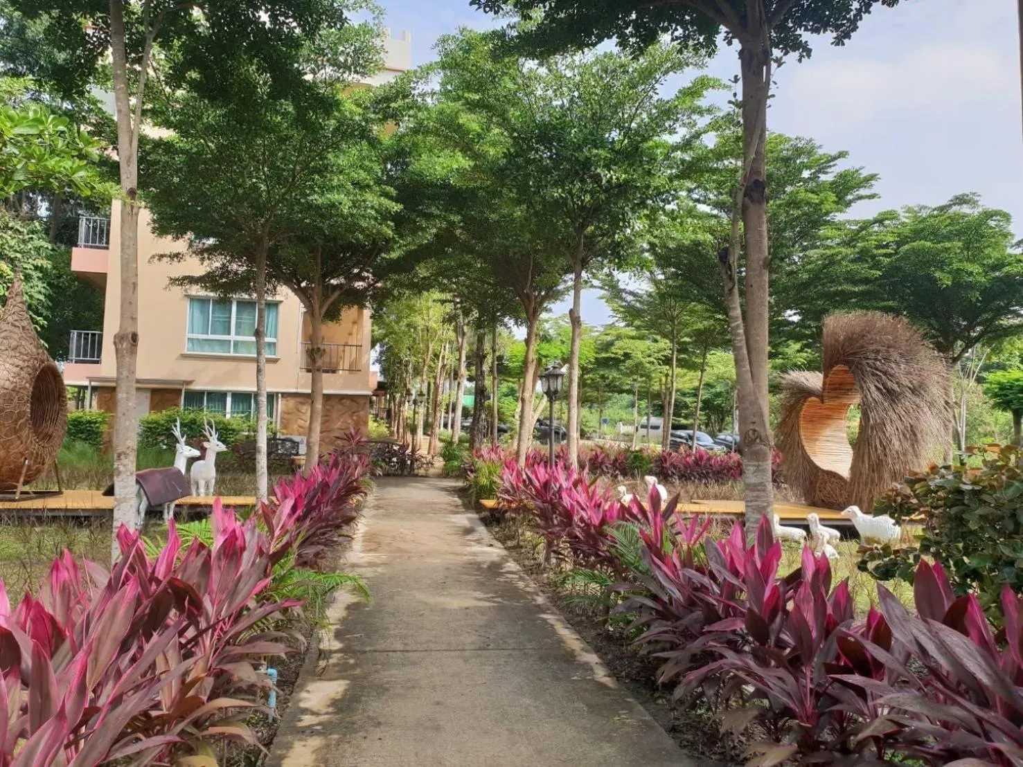 The Earth Anthioch Khao Yai