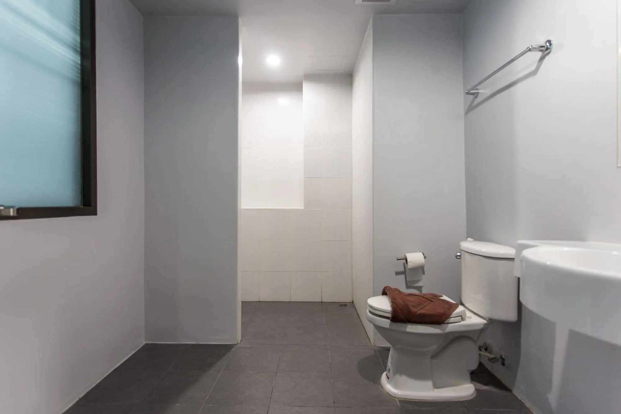 The Earth Anthioch Khao Yai